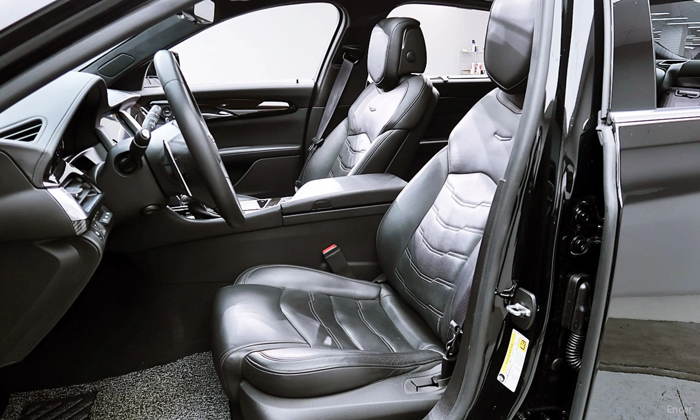 Cadillac CT6 превью 6