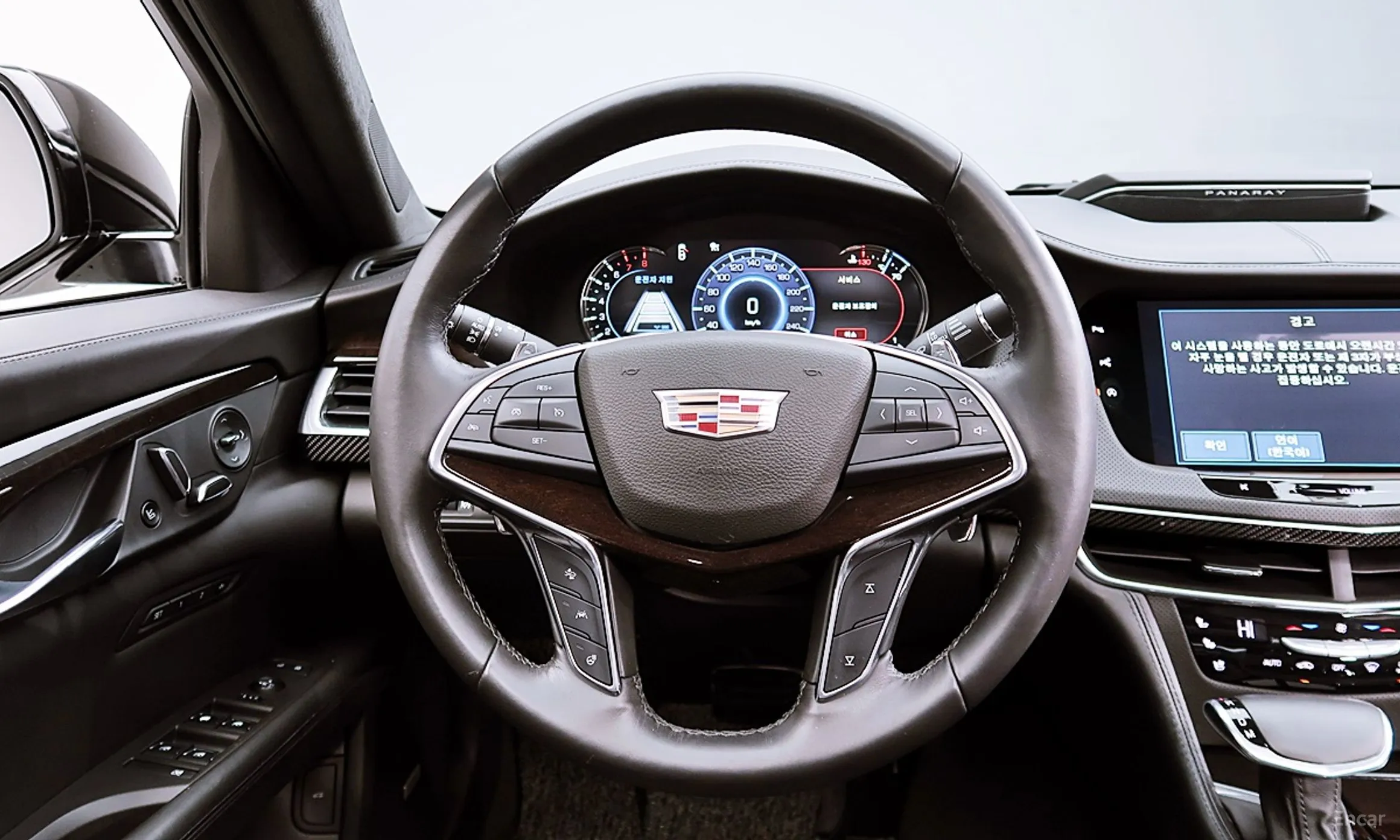 Cadillac CT6 превью 7