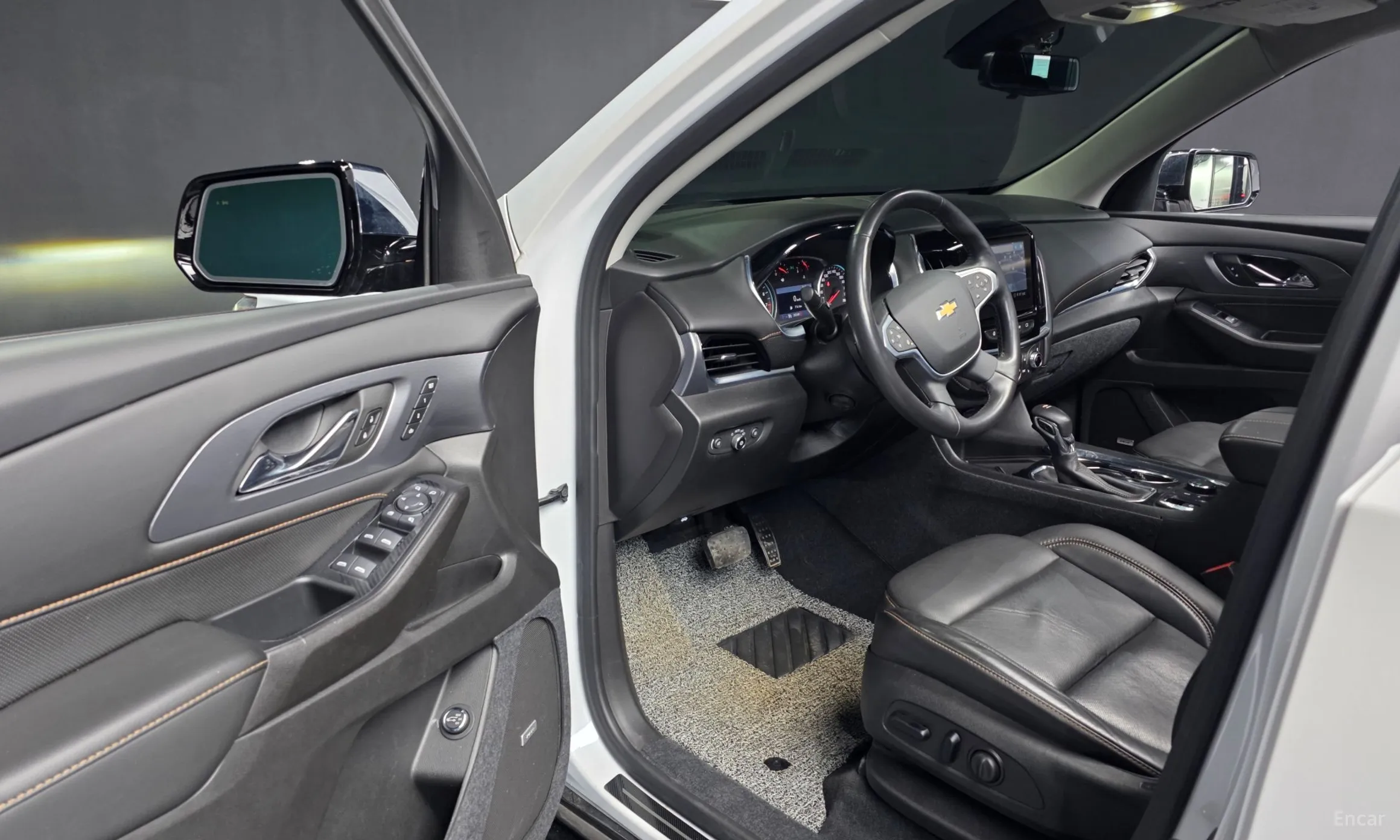 Chevrolet (GM Daewoo) Traverse превью 10