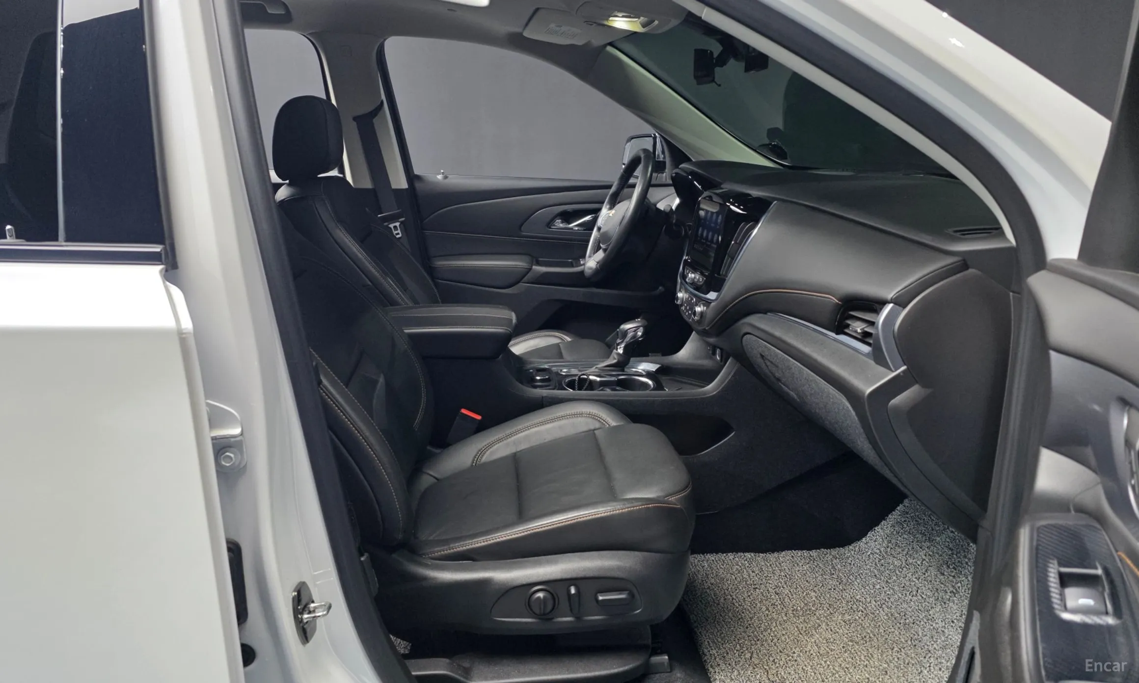 Chevrolet (GM Daewoo) Traverse превью 11