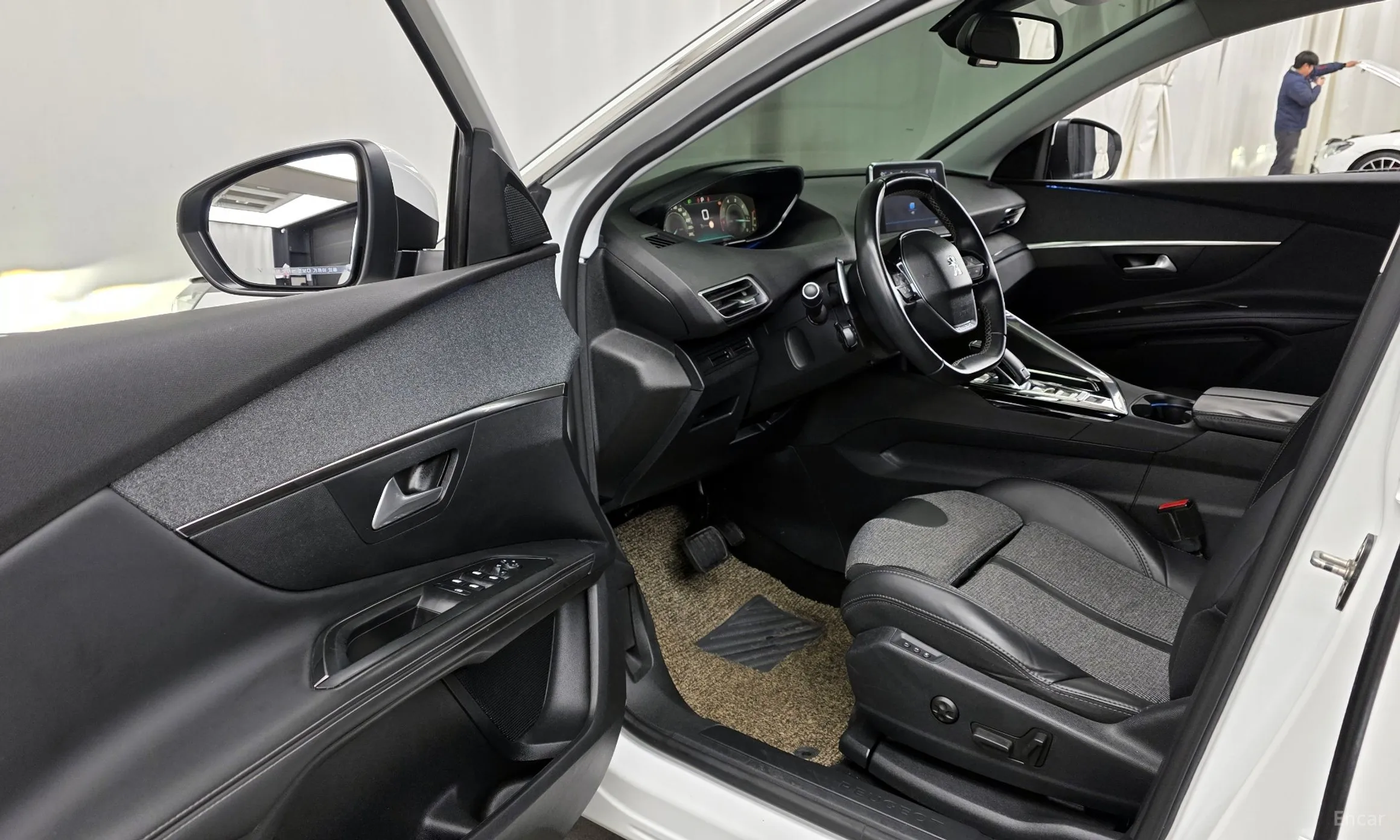 Peugeot 3008 2nd generation превью 10