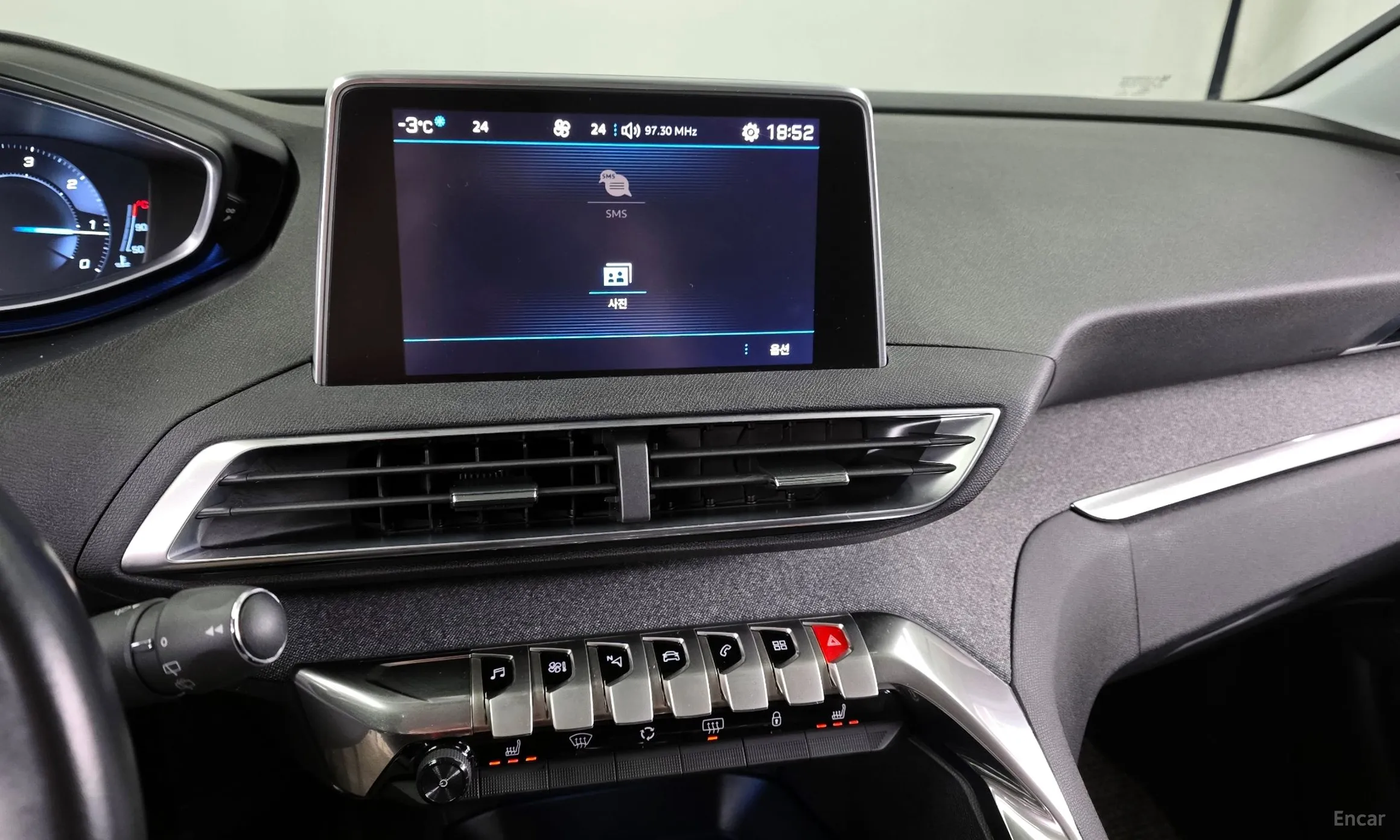 Peugeot 3008 2nd generation превью 14
