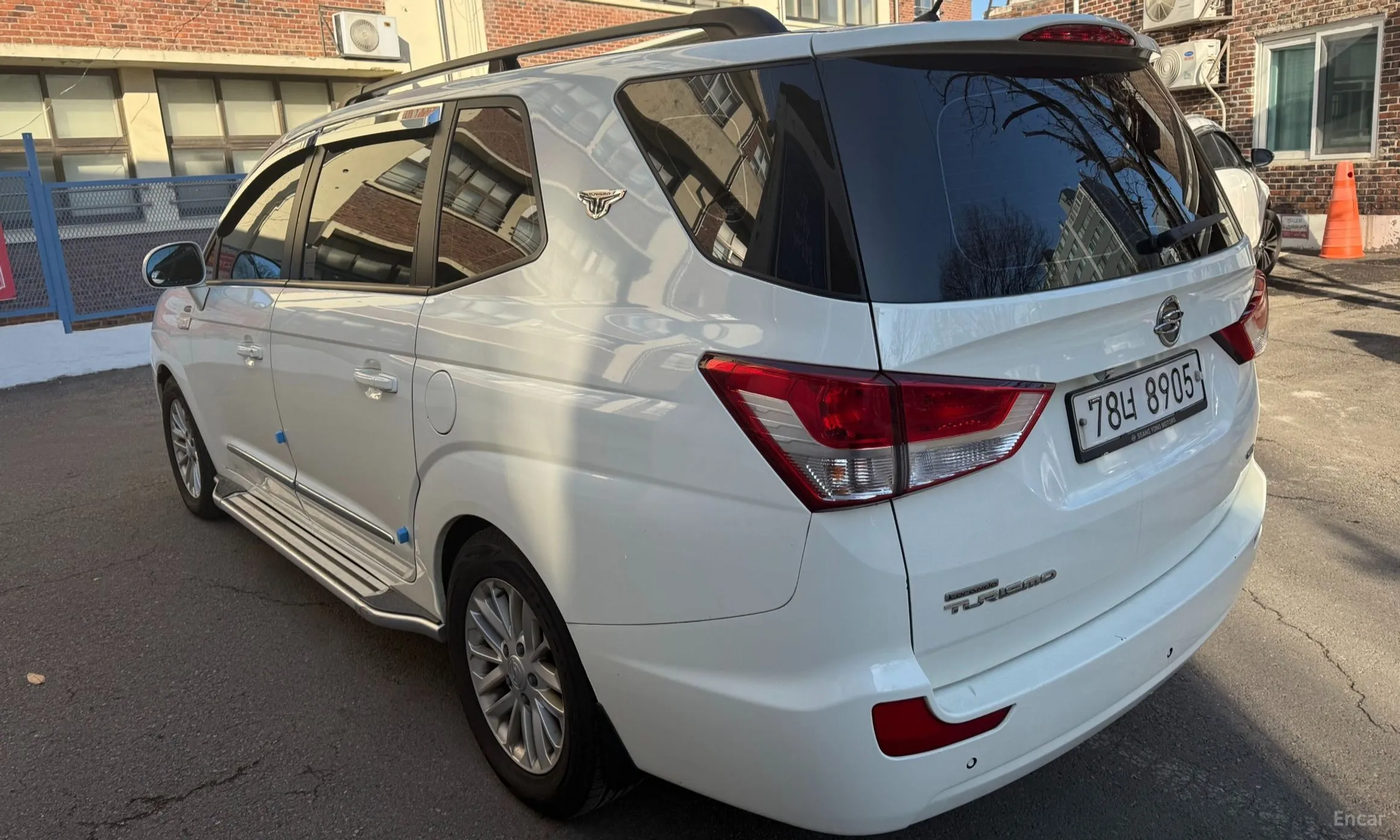 KG Mobility (SsangYong) Korando Turismo превью 6