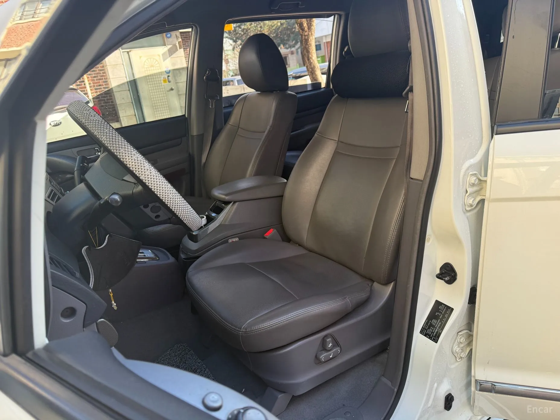 KG Mobility (SsangYong) Korando Turismo превью 8