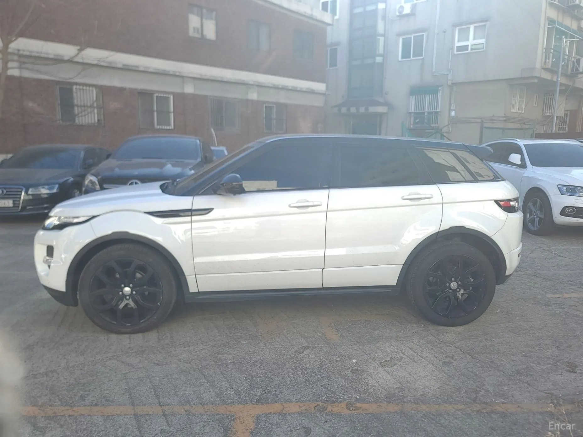 Land Rover Range Rover Evoque превью 3