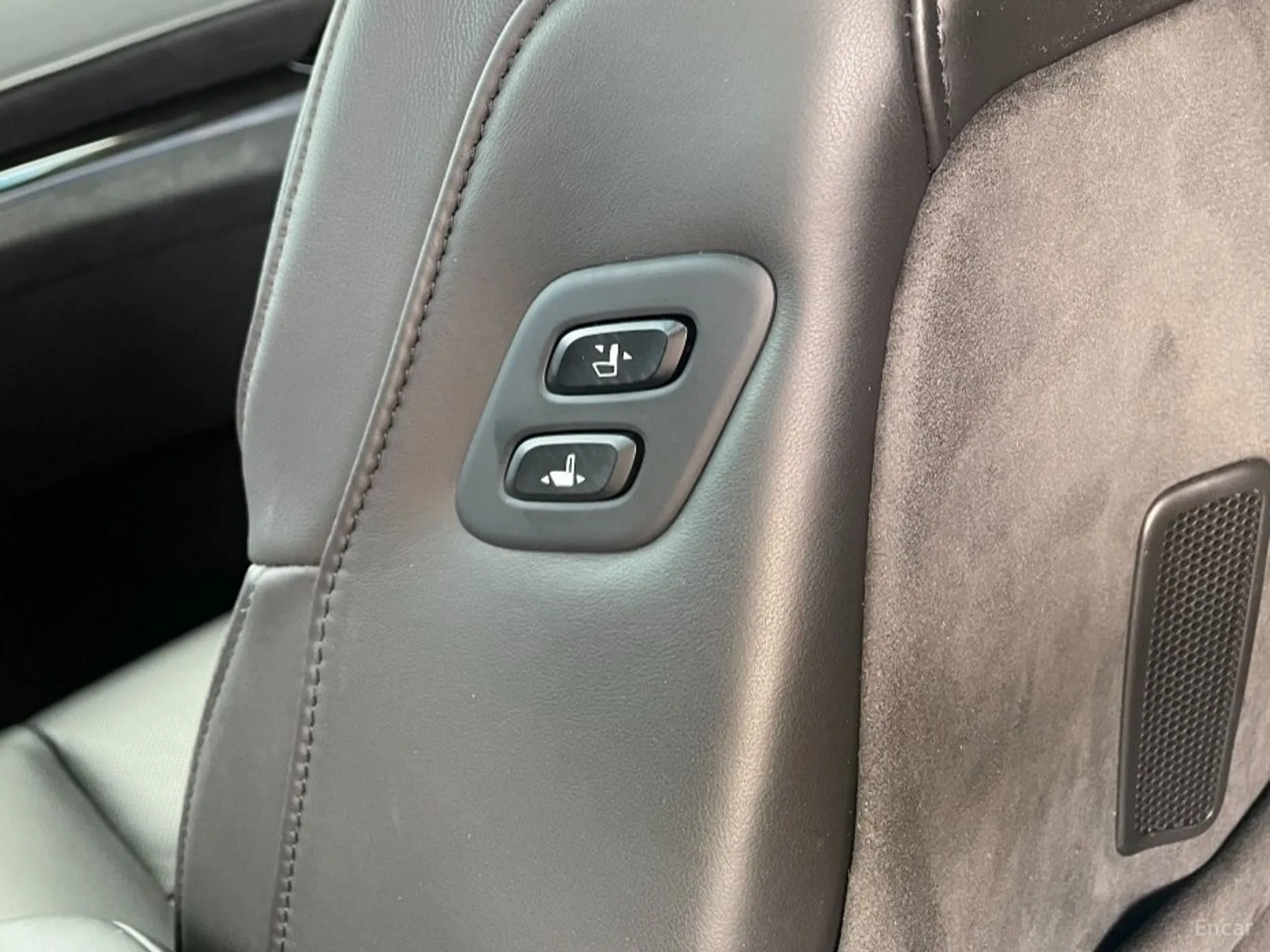 Cadillac Escalade превью 15