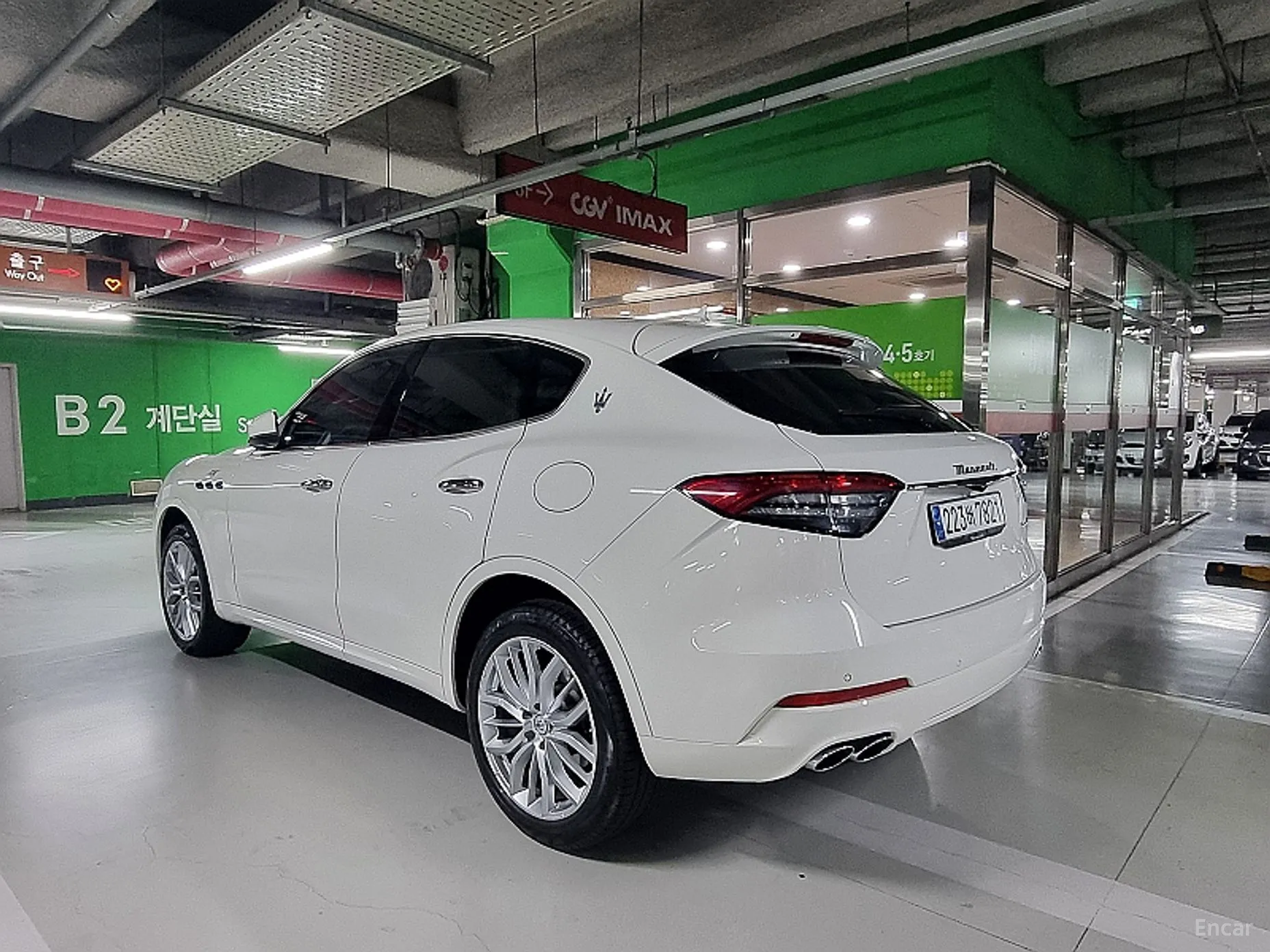 Maserati Levante превью 3