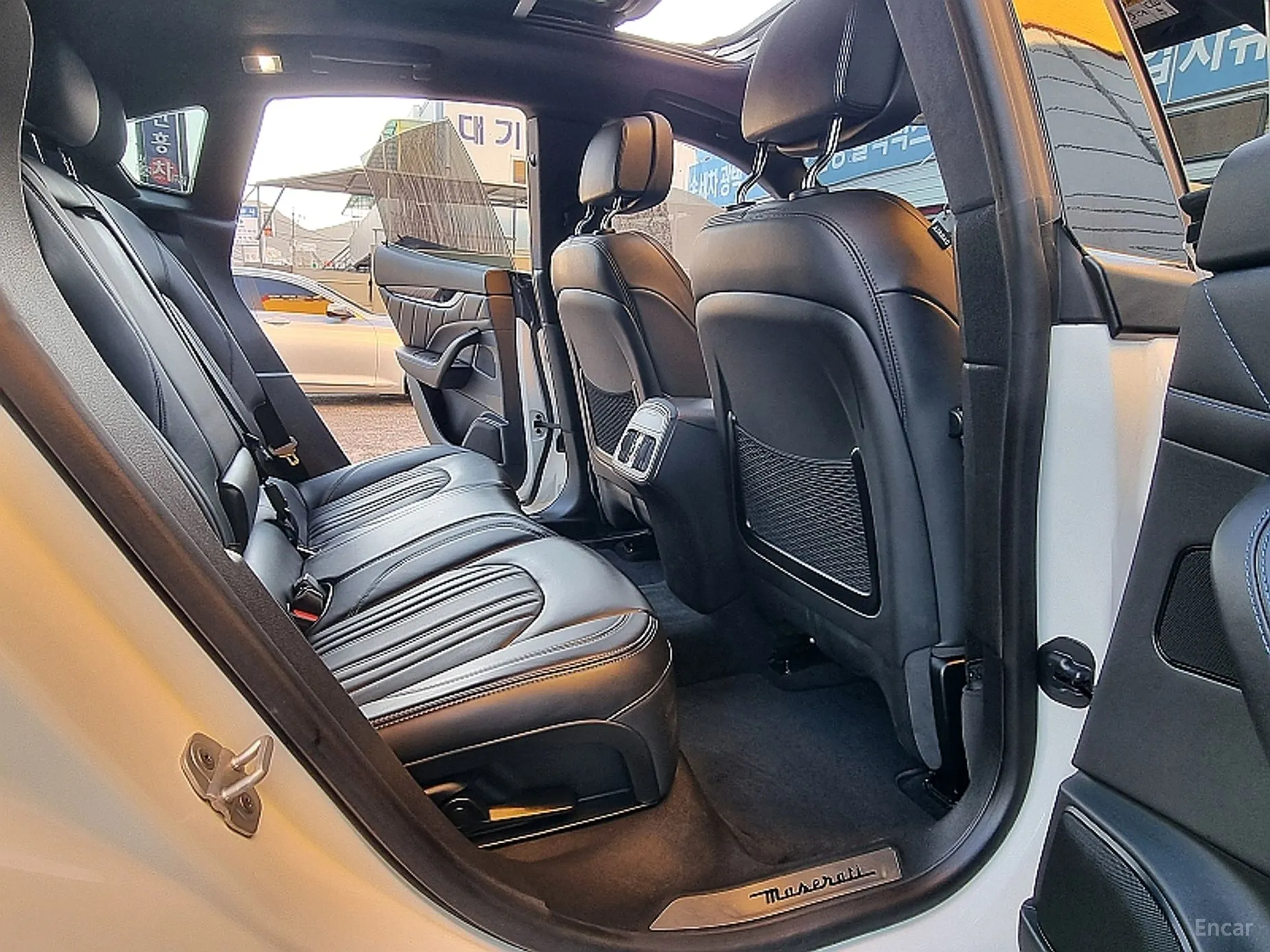 Maserati Levante превью 9