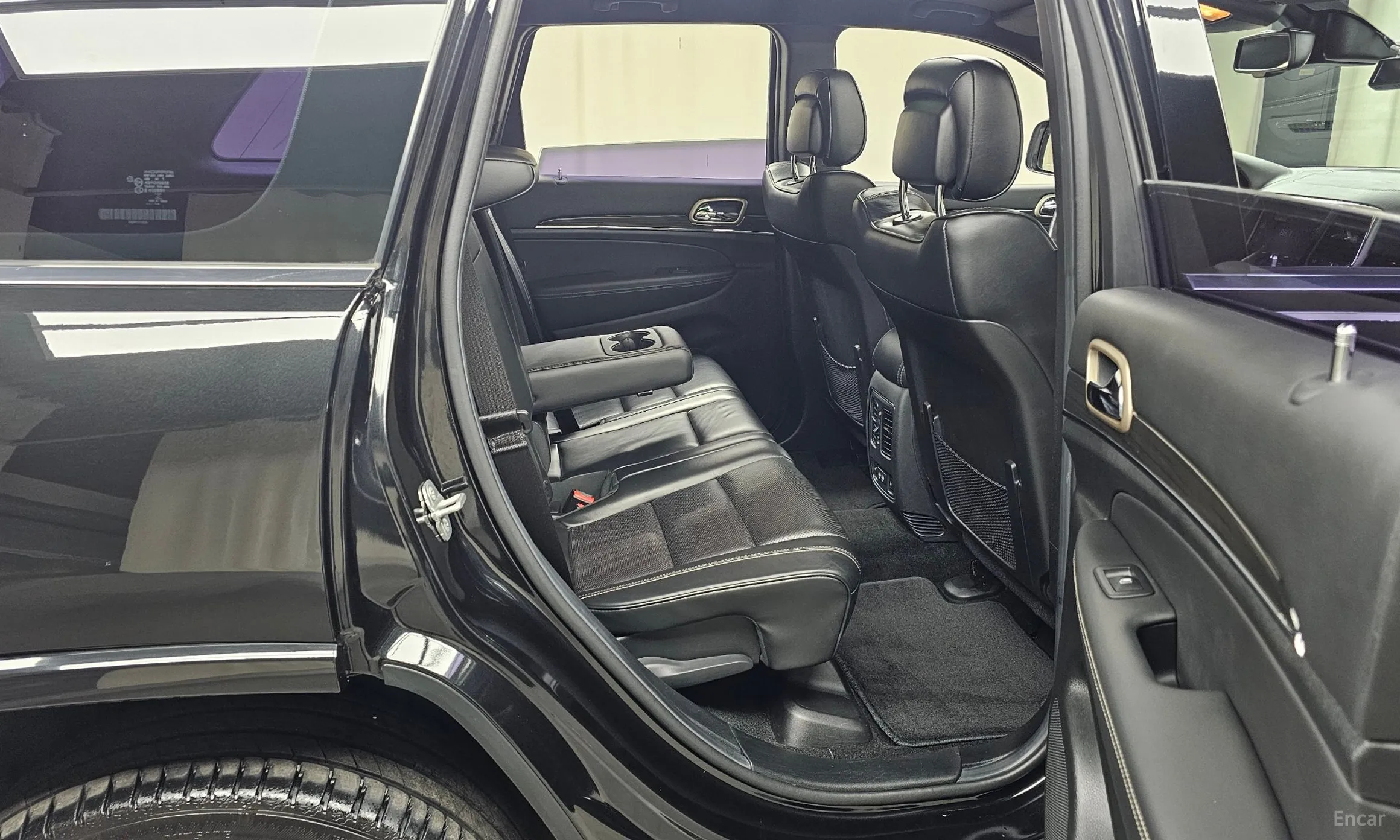 Jeep Grand Cherokee превью 12