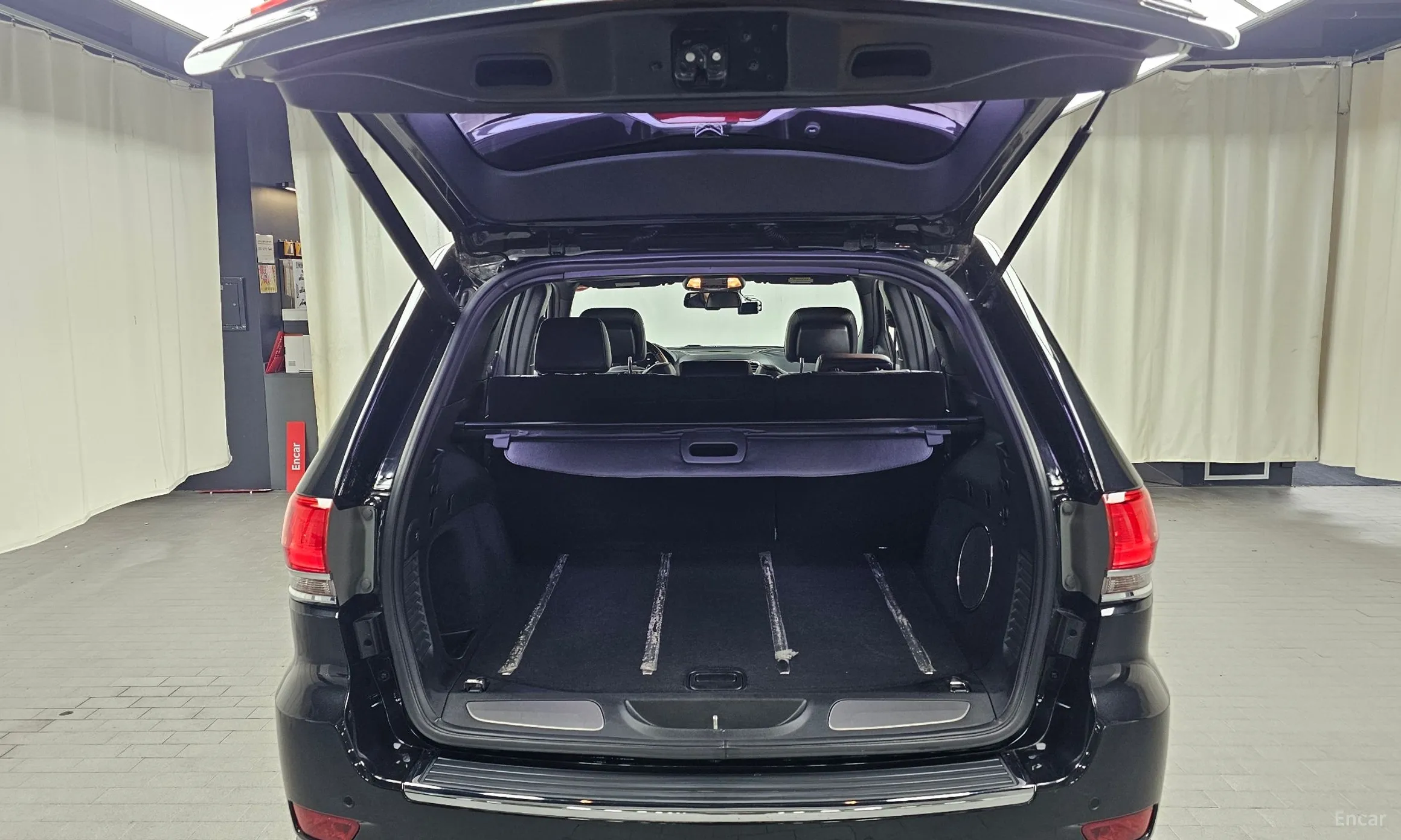 Jeep Grand Cherokee превью 20
