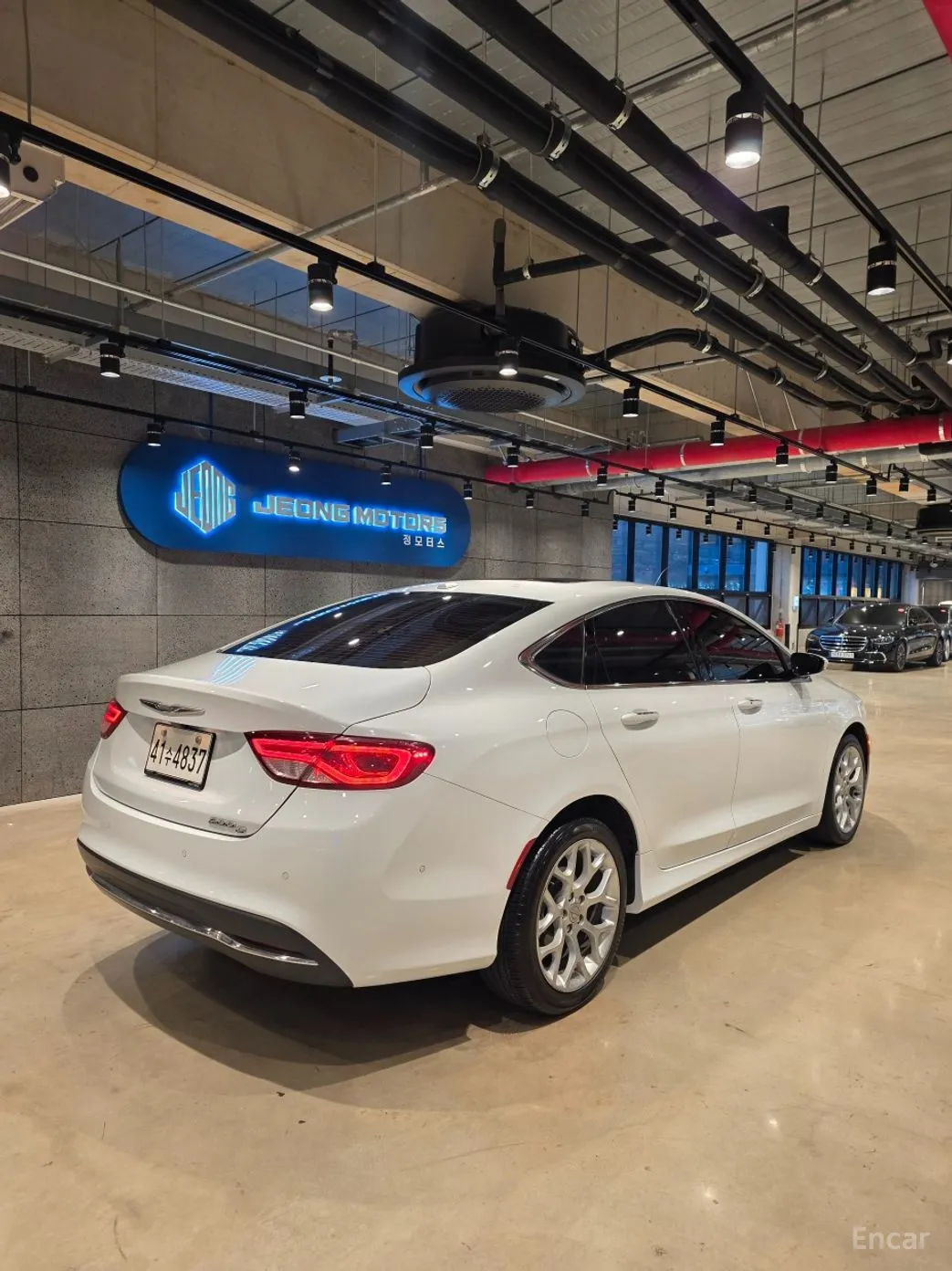 Chrysler 200 Second generation превью 6