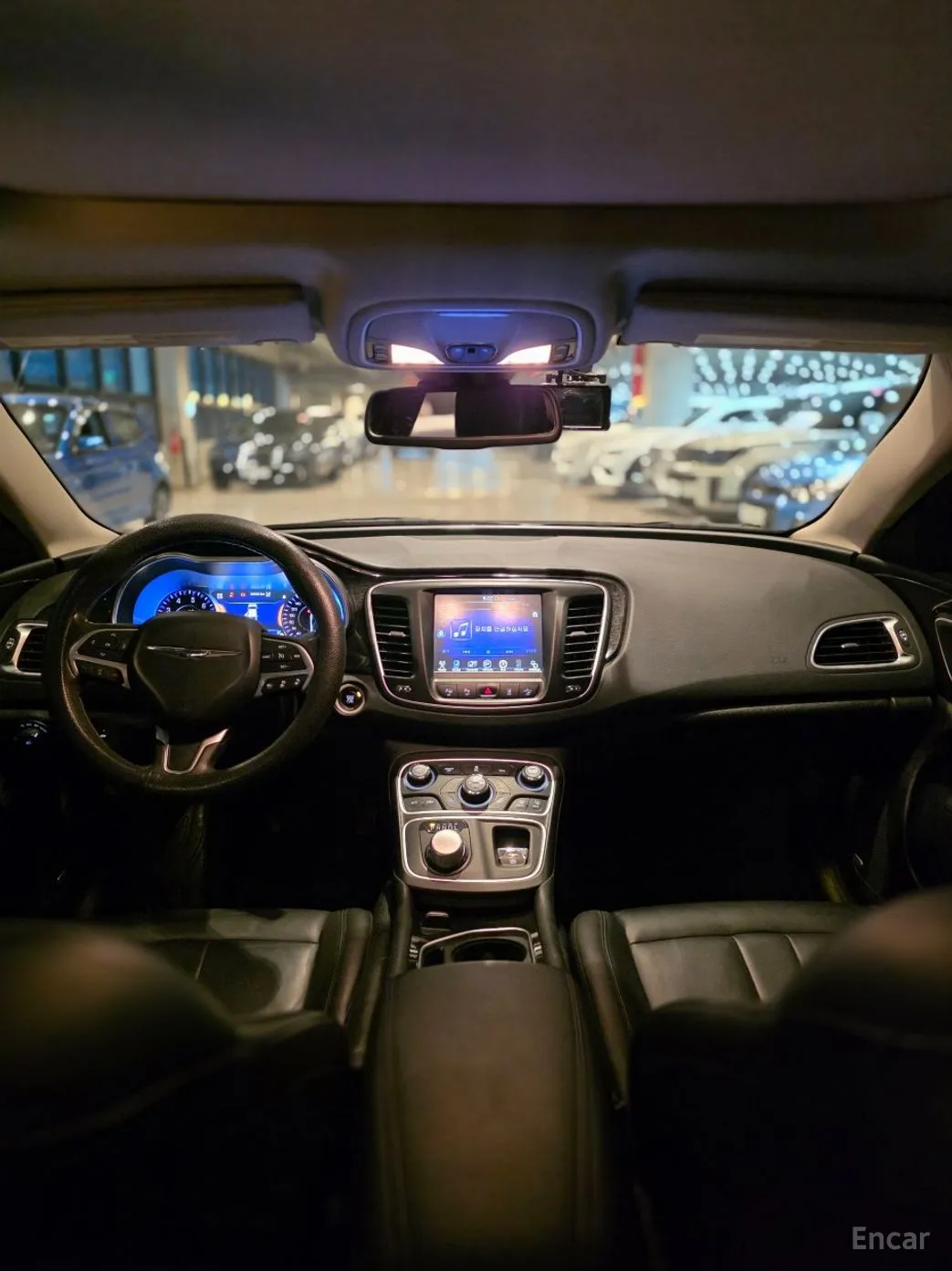 Chrysler 200 Second generation превью 9