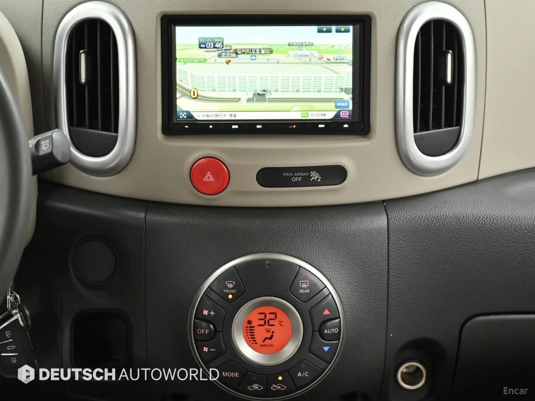 Nissan Cube превью 14