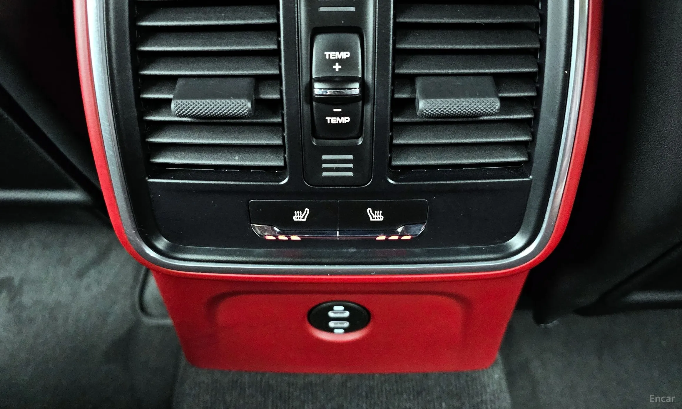 Porsche Macan превью 18