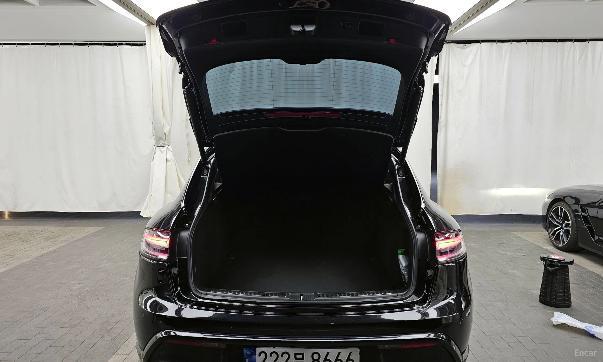 Porsche Macan превью 20