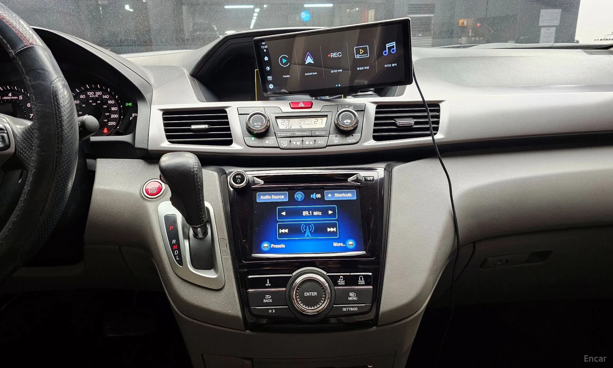 Honda Odyssey превью 14
