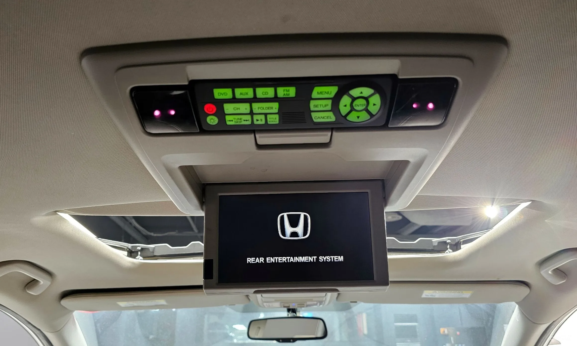 Honda Odyssey превью 19