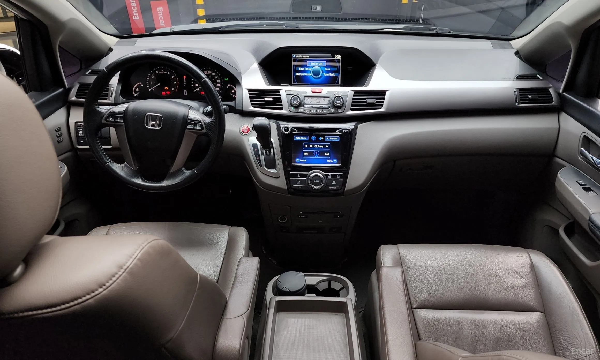 Honda Odyssey превью 7