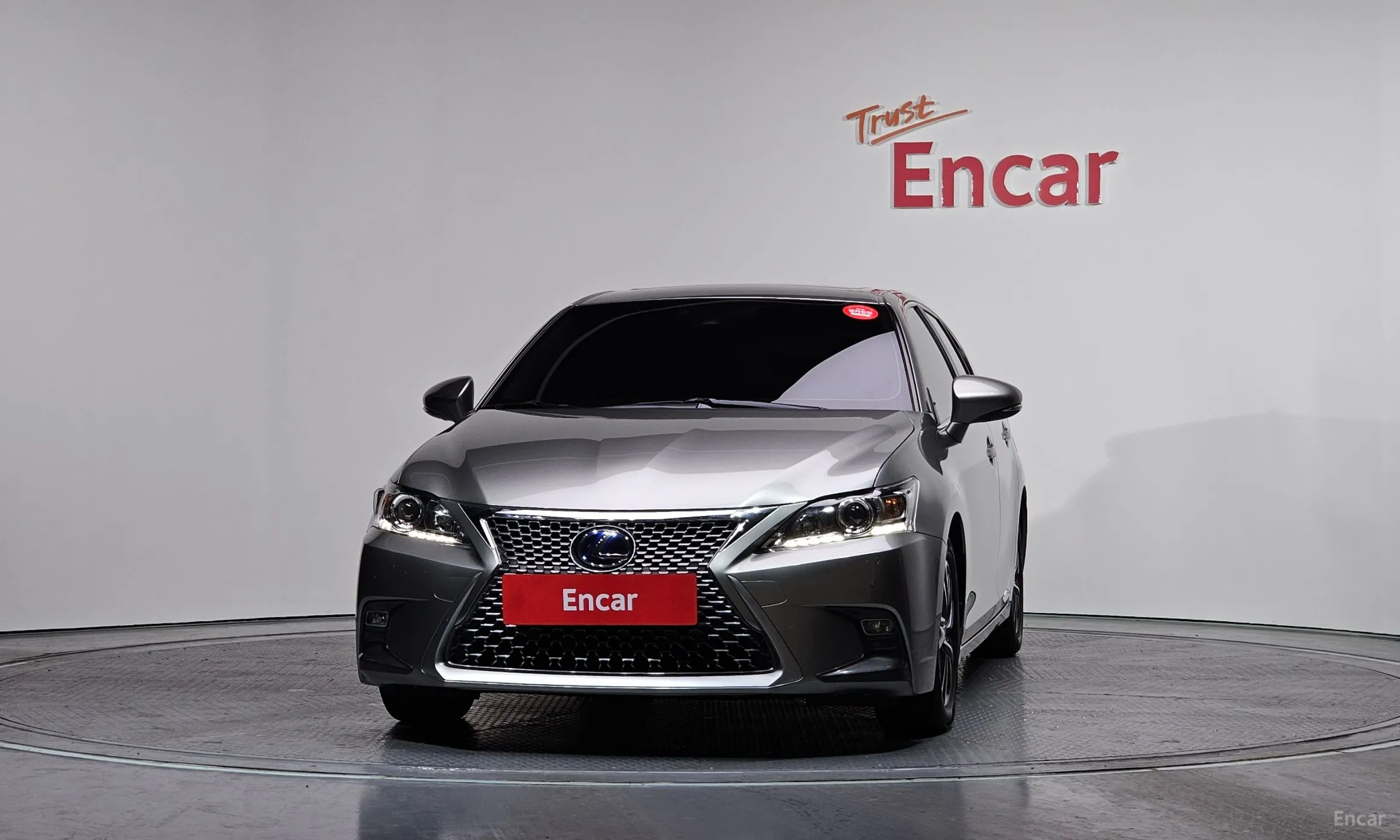 Lexus CT200h превью 3