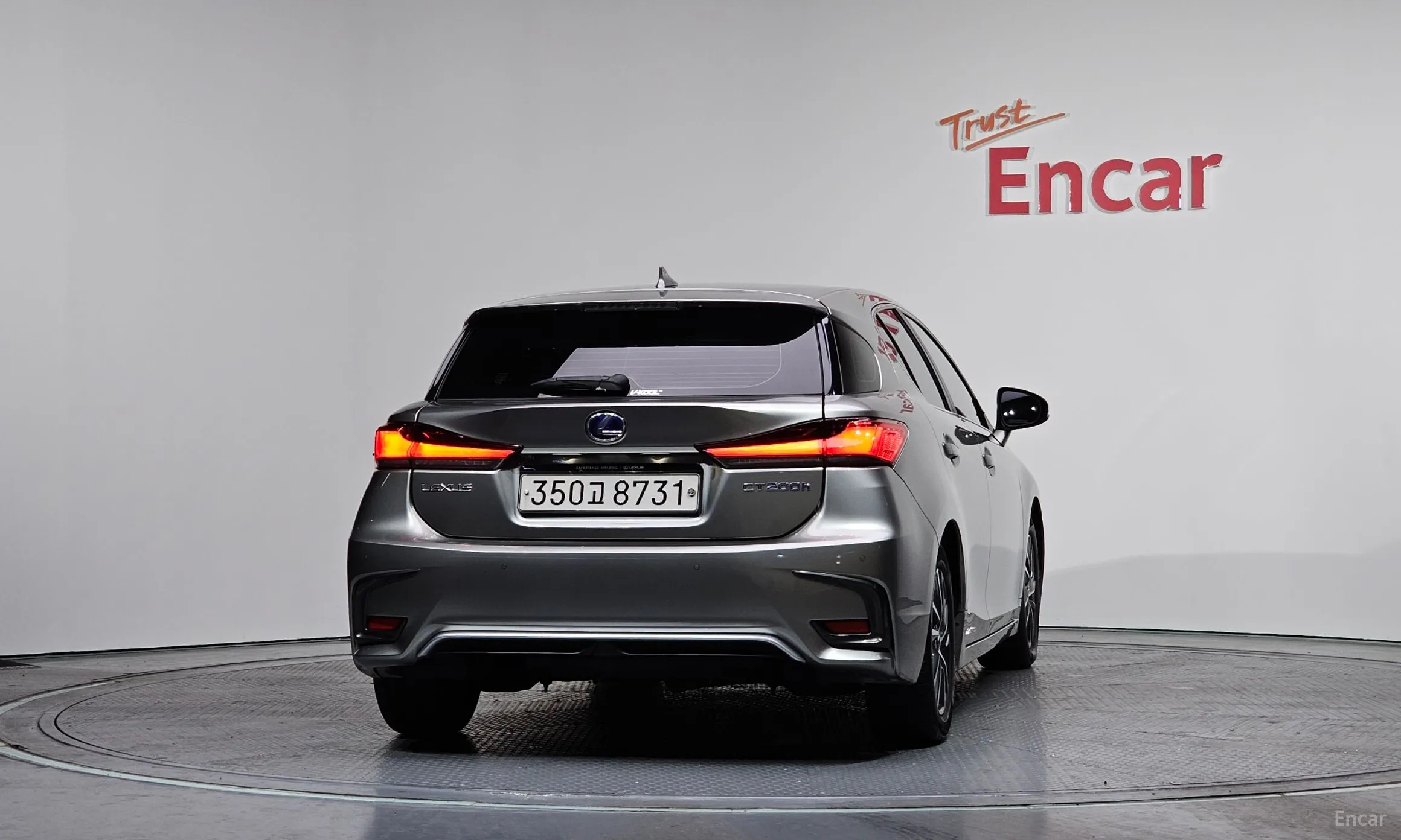 Lexus CT200h превью 4