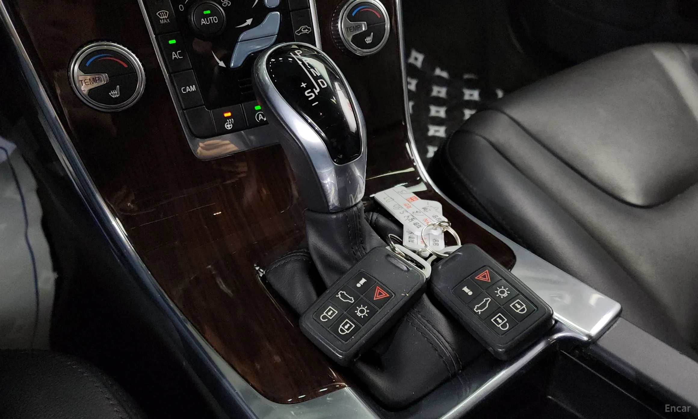 Volvo S60 превью 9