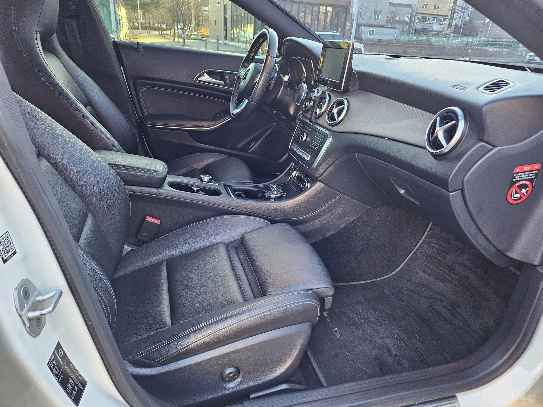 Mercedes Benz CLA-Class C117 превью 12
