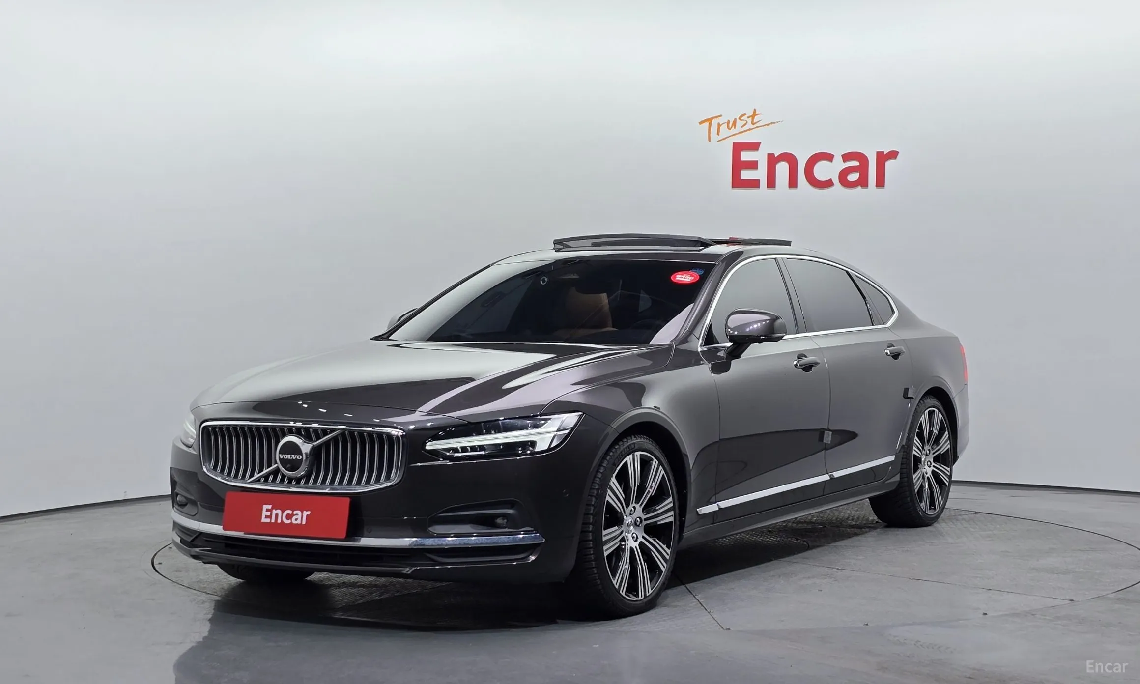 S90