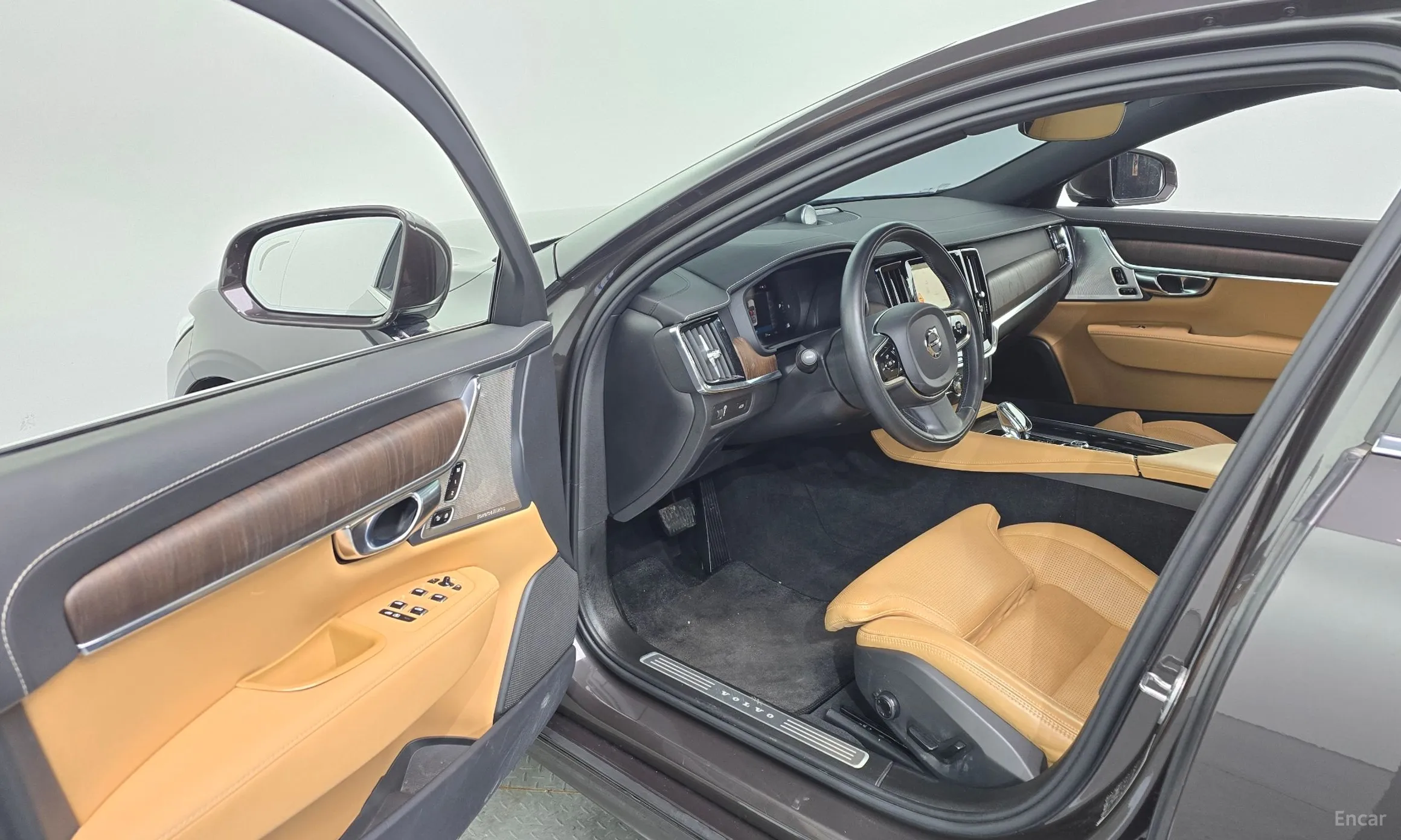 Volvo S90 превью 10