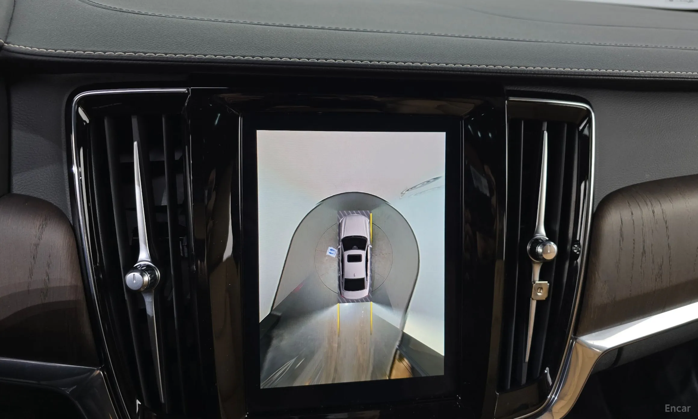 Volvo S90 превью 15