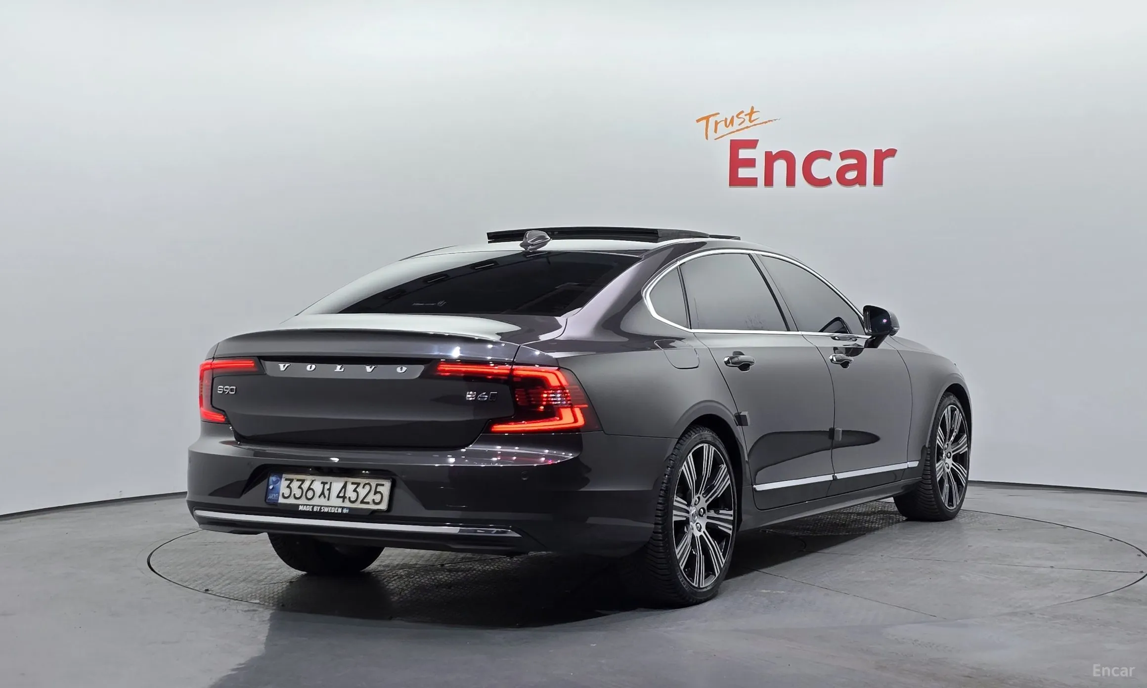 Volvo S90 превью 2