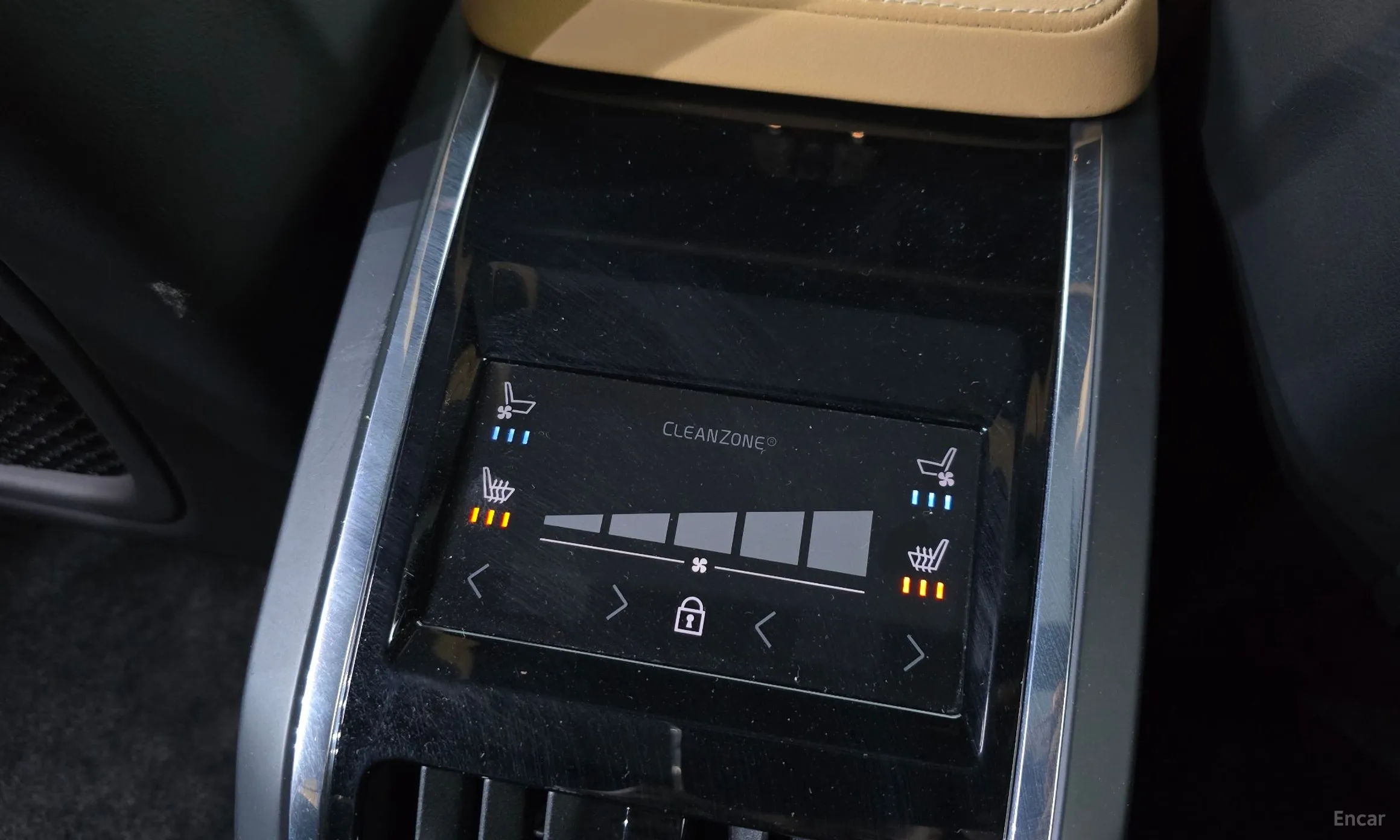 Volvo S90 превью 18