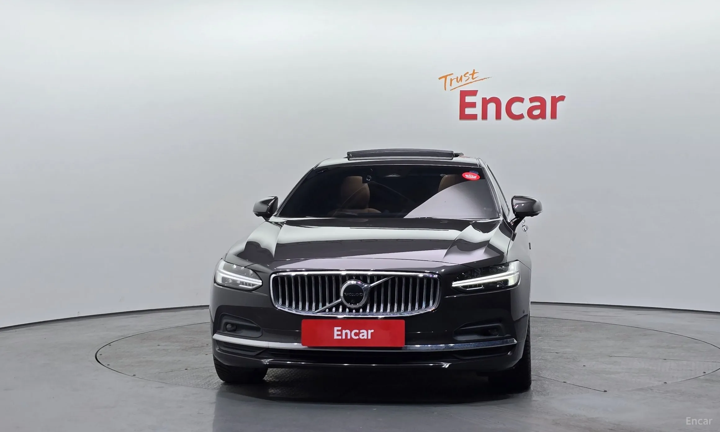 Volvo S90 превью 3
