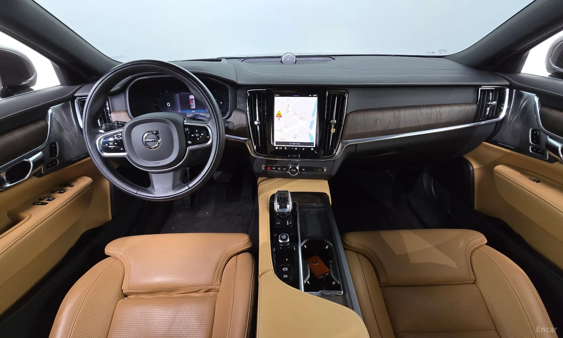 Volvo S90 превью 7