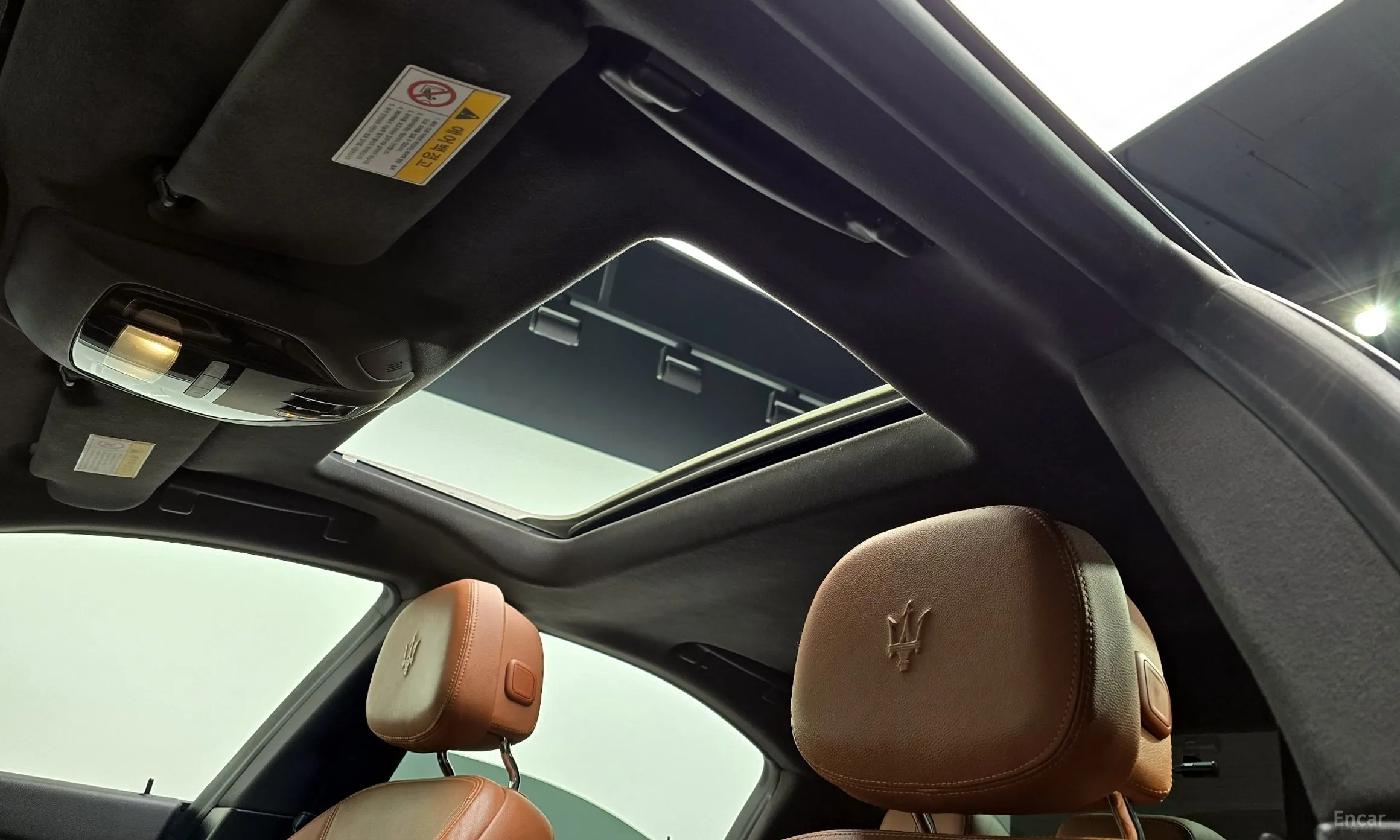 Maserati Ghibli превью 19