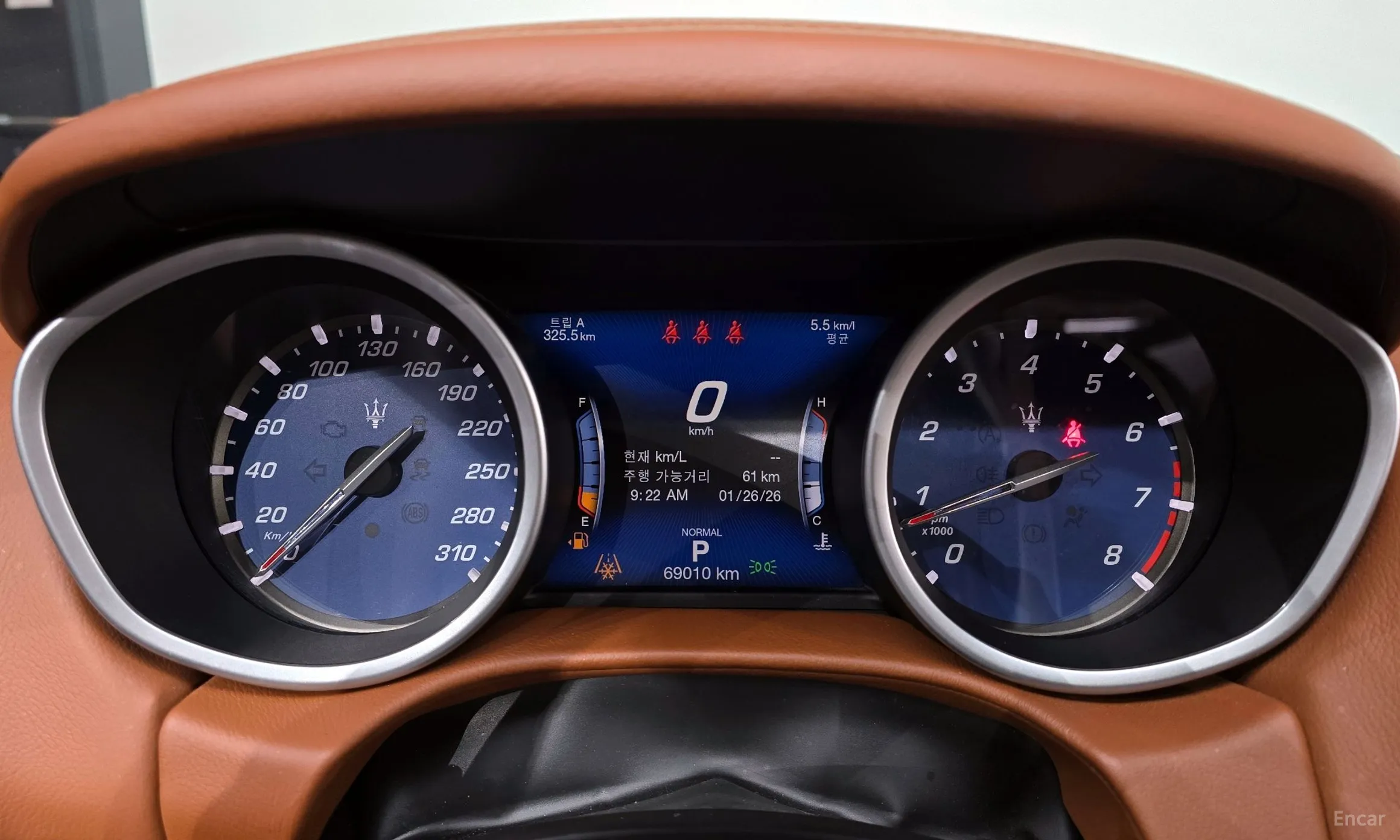 Maserati Ghibli превью 8