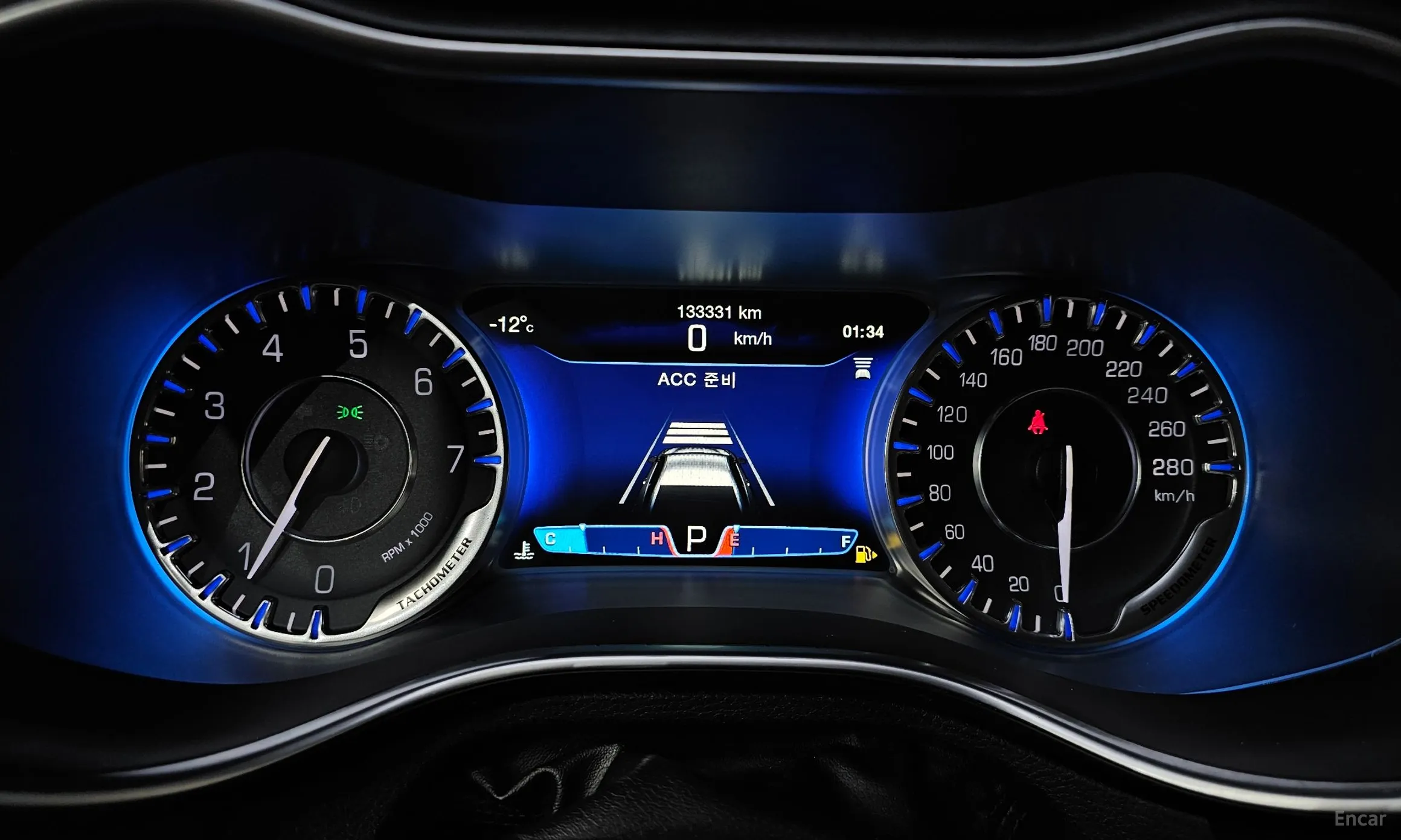 Chrysler 200 Second generation превью 8