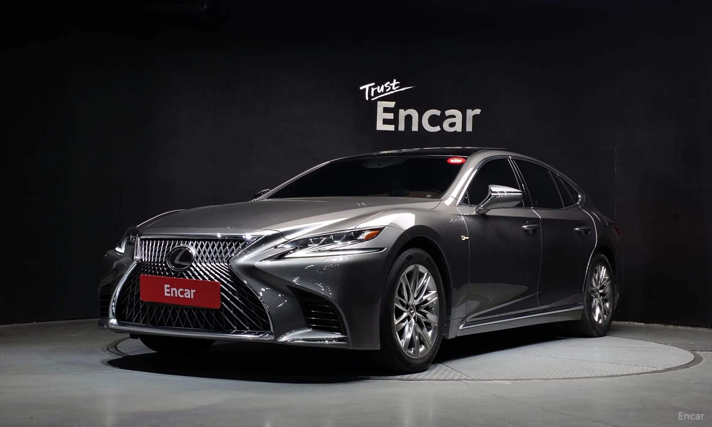 Lexus LS500 5th Generation