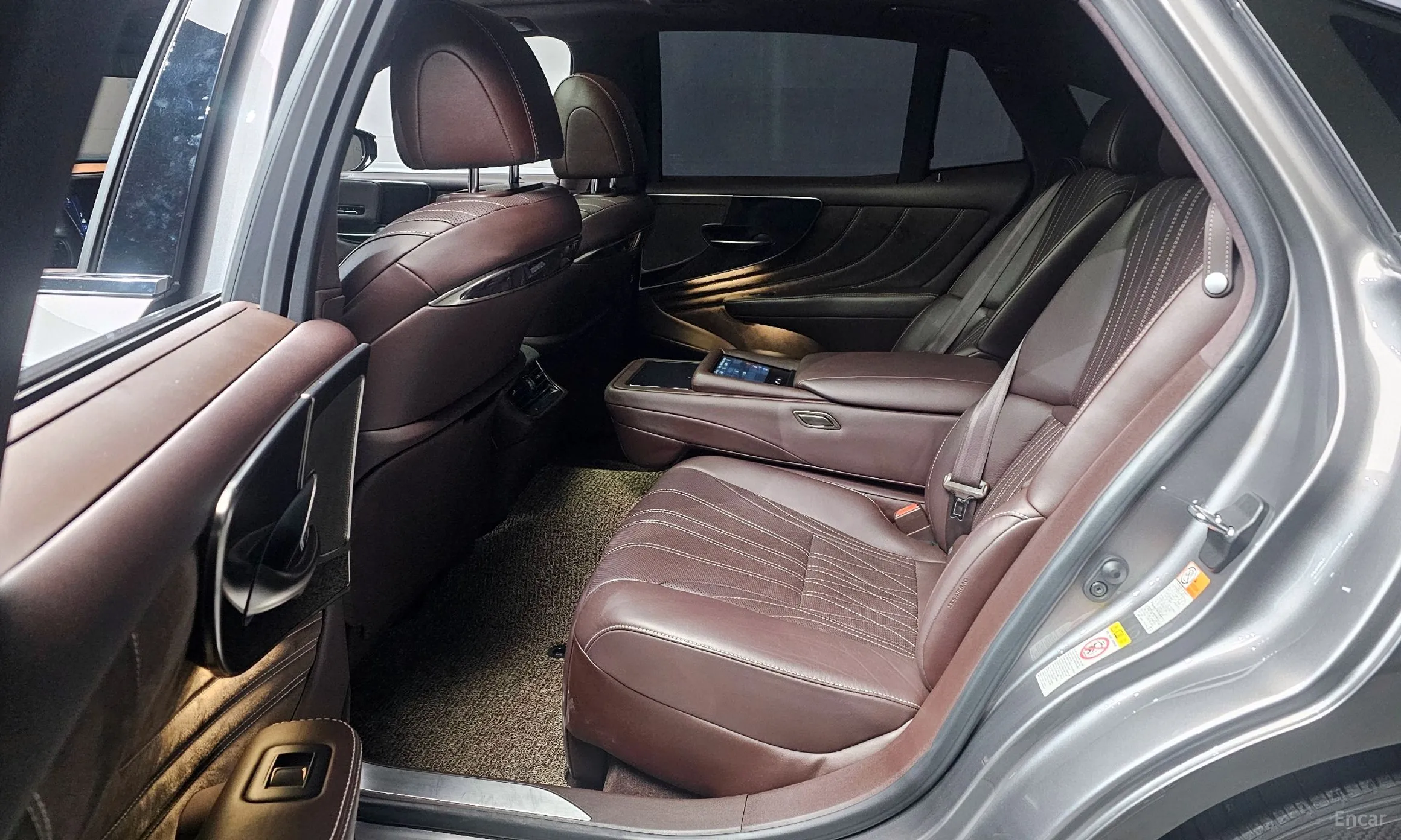 Lexus LS500 5th Generation превью 12