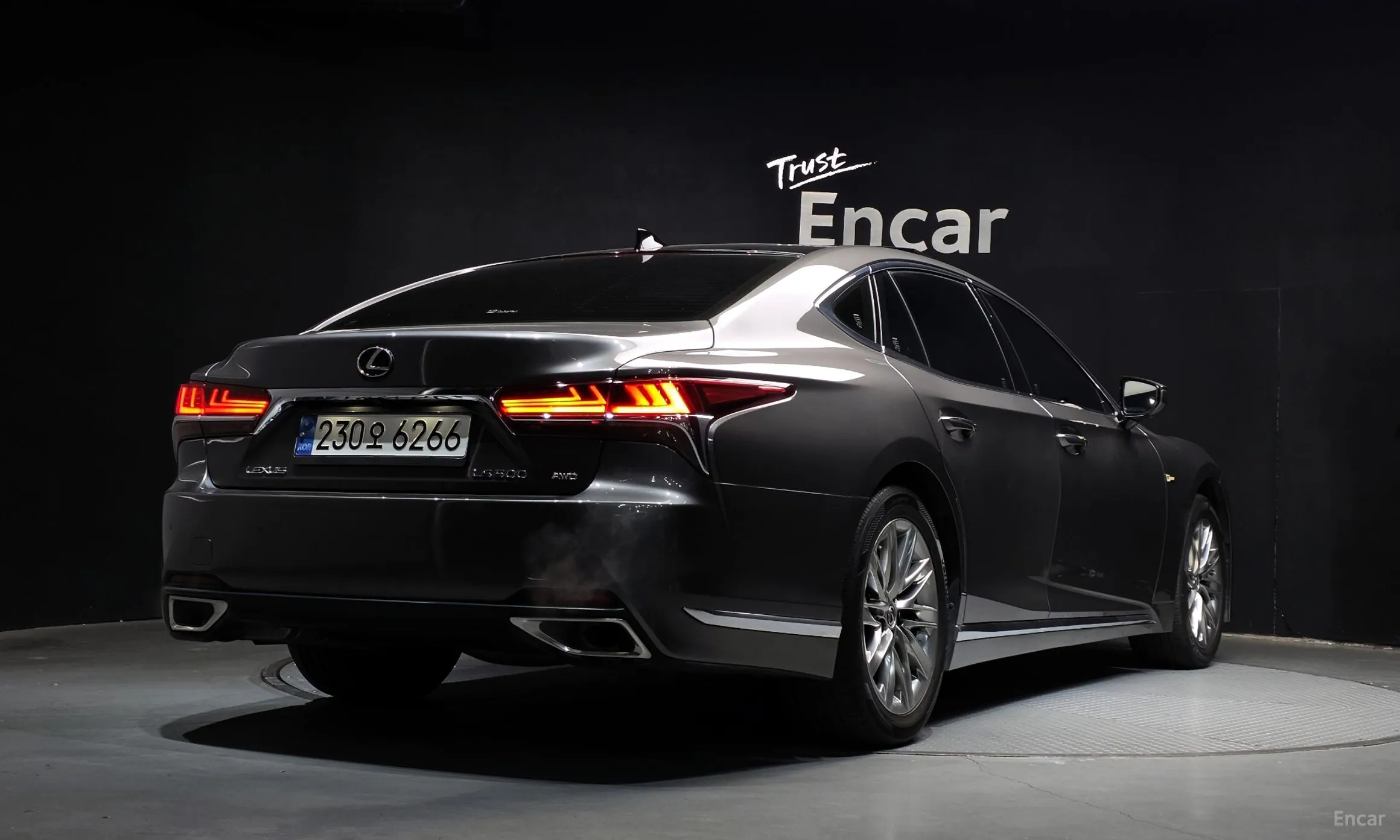 Lexus LS500 5th Generation