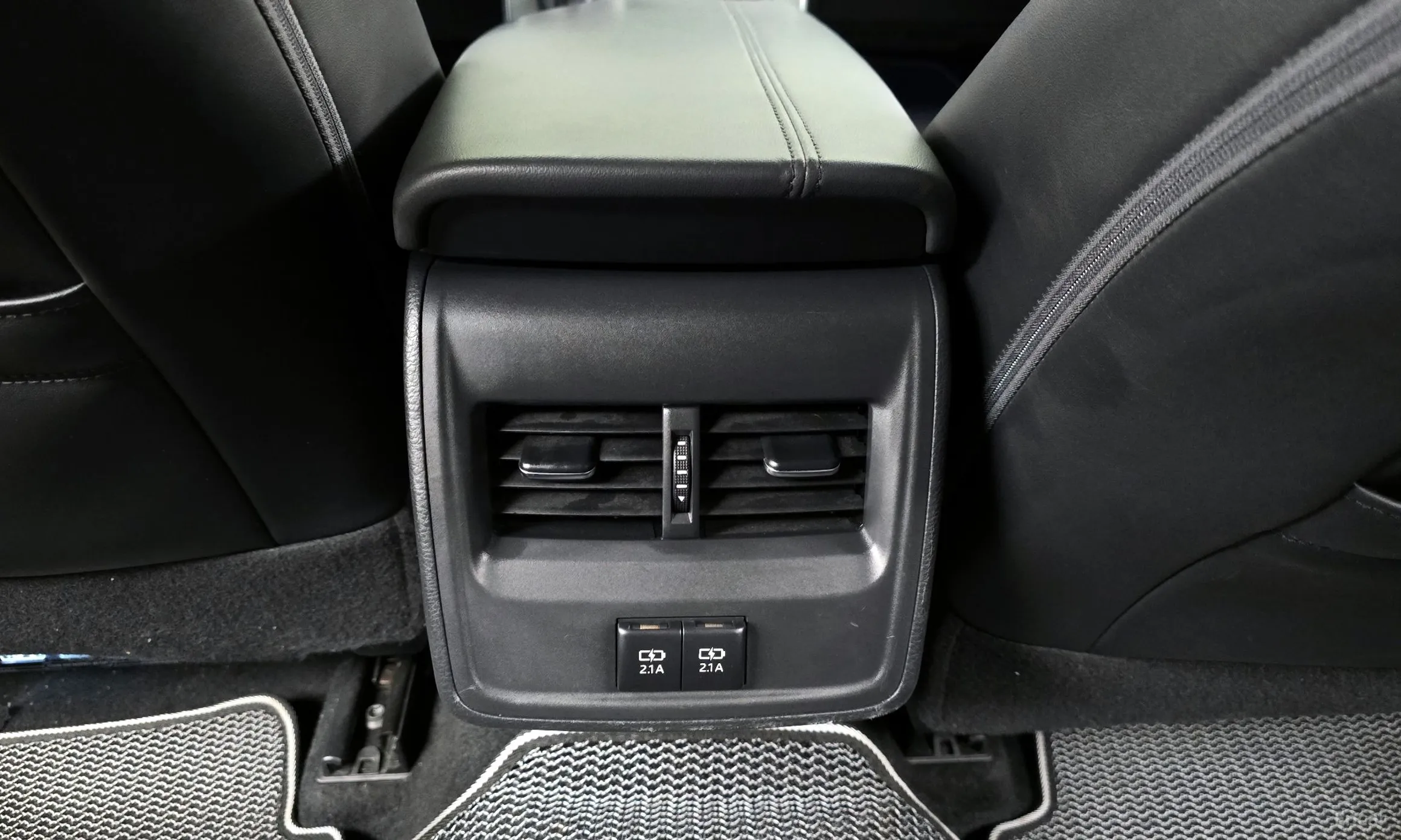 Toyota Avalon 5th Generation превью 19