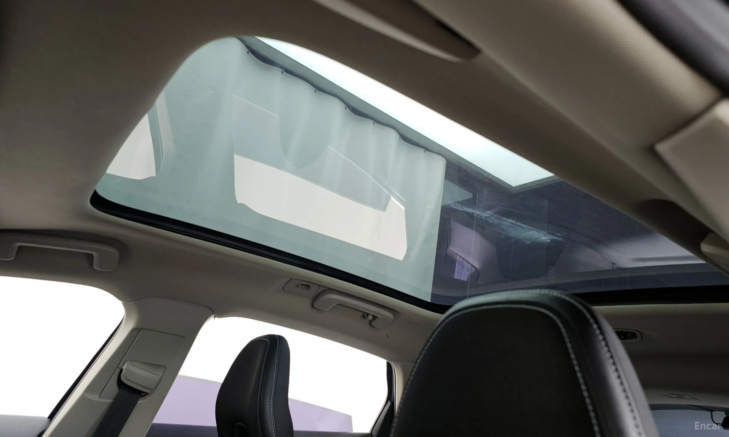 Volvo V40 превью 19