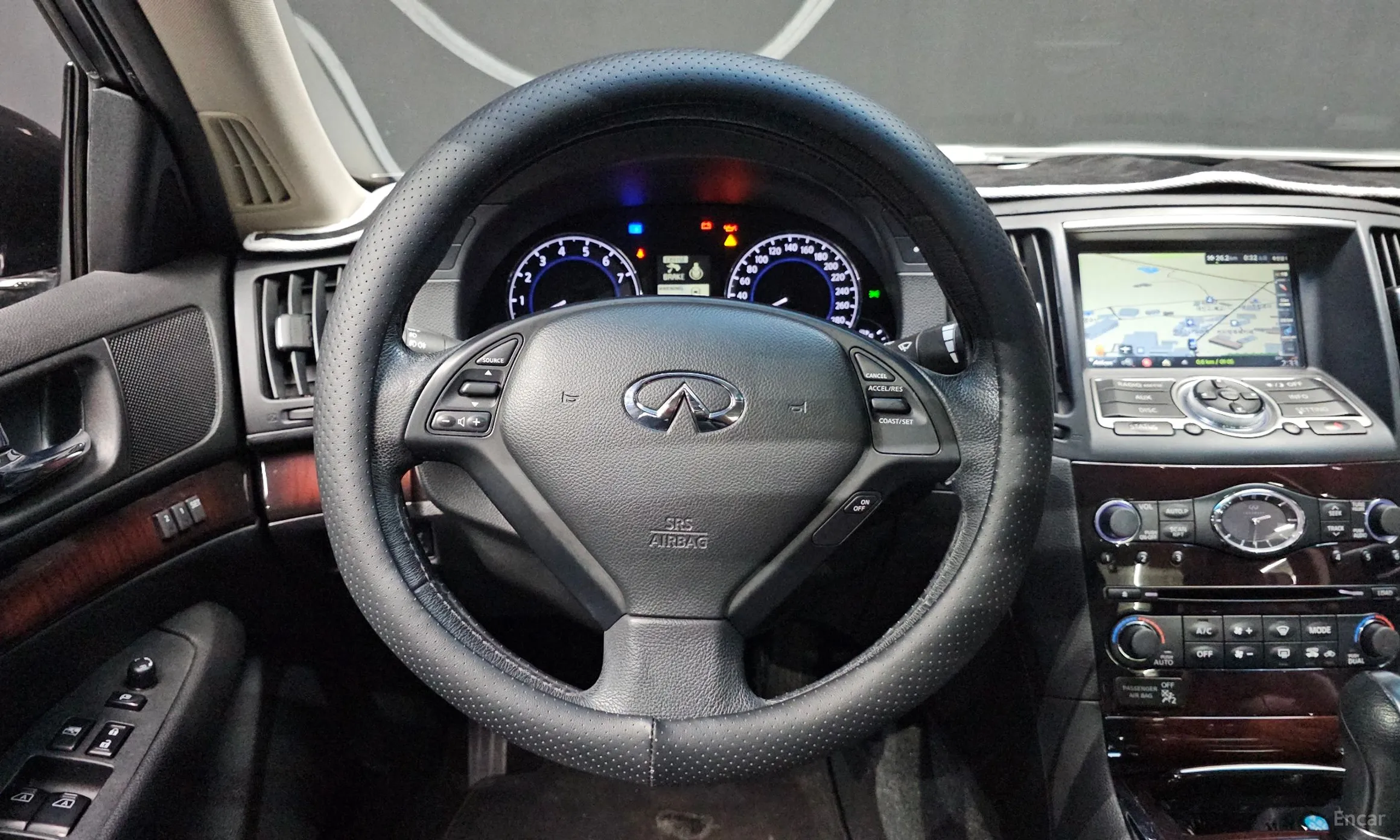 Infiniti G25 превью 14