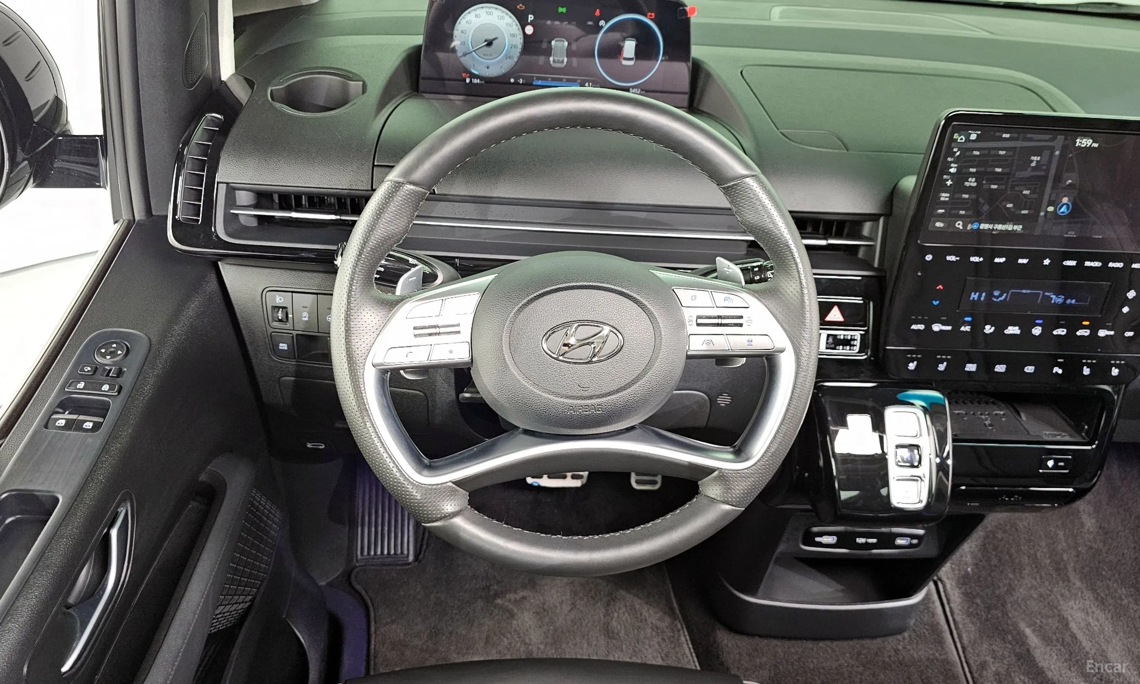Hyundai Staria превью 13