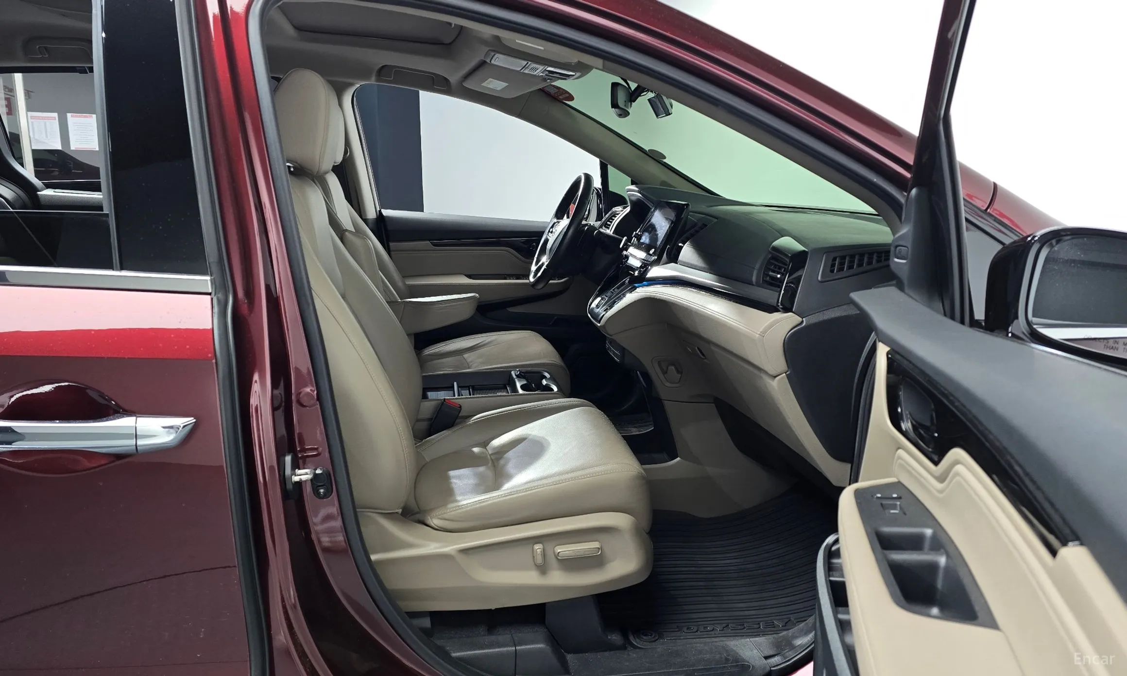 Honda Odyssey превью 11