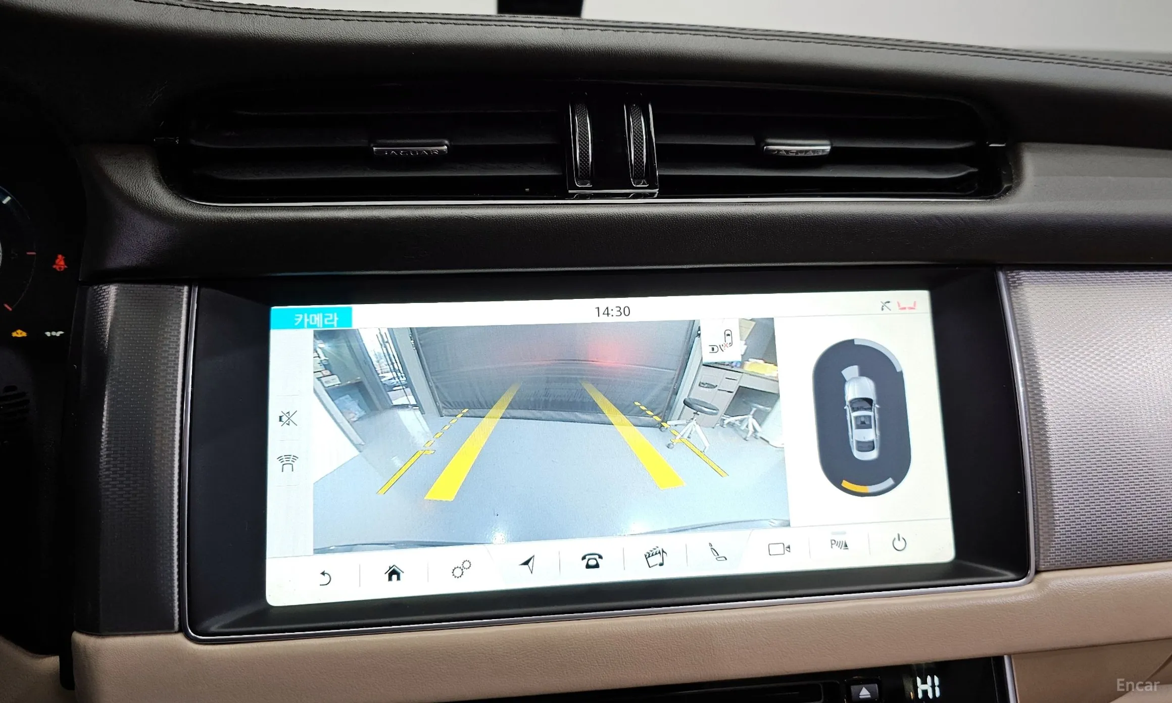 Jaguar XF (x260) превью 16