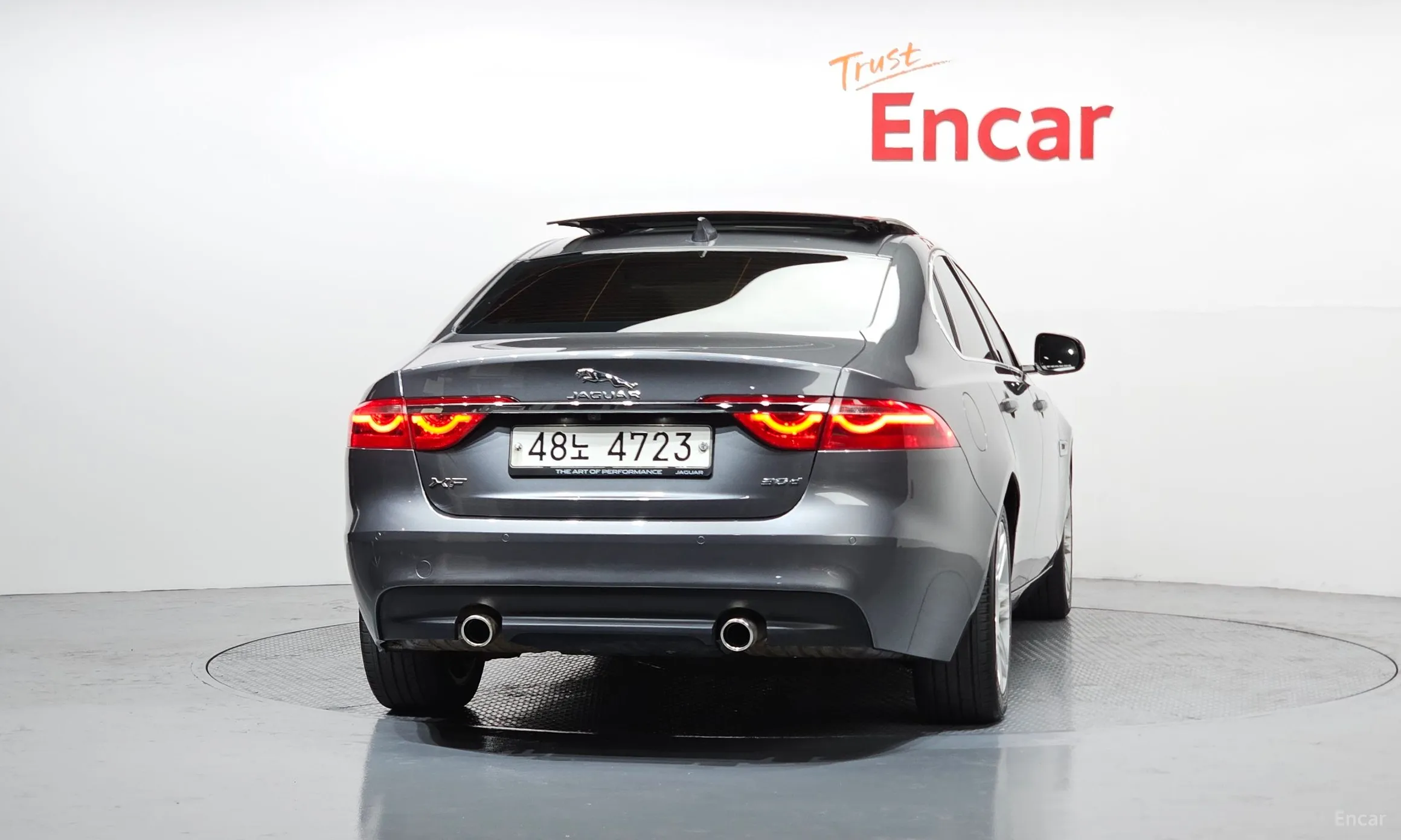 Jaguar XF (x260) превью 4