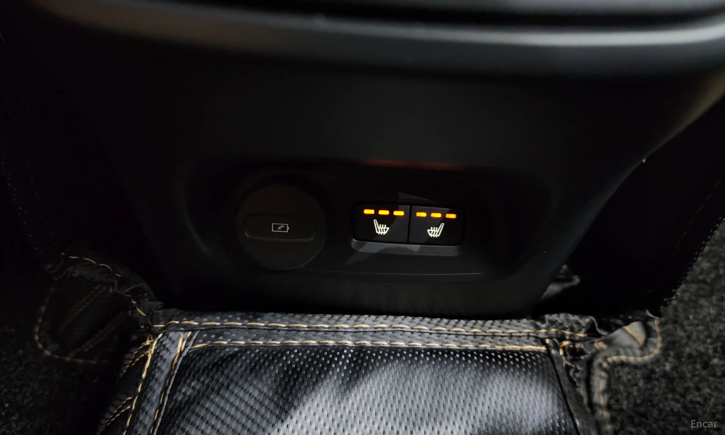 Volvo XC40 превью 19