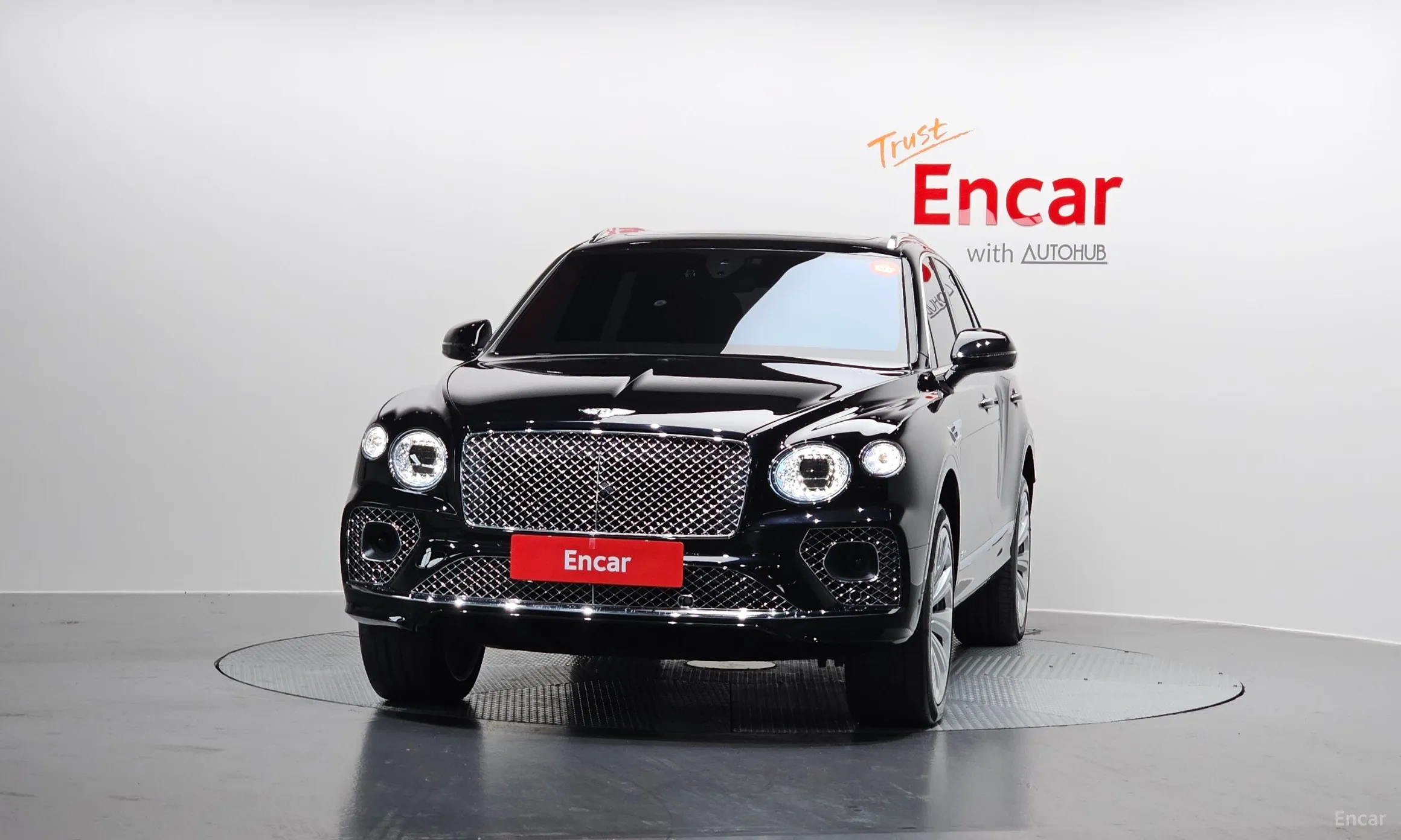 Bentley Bentayga превью 3