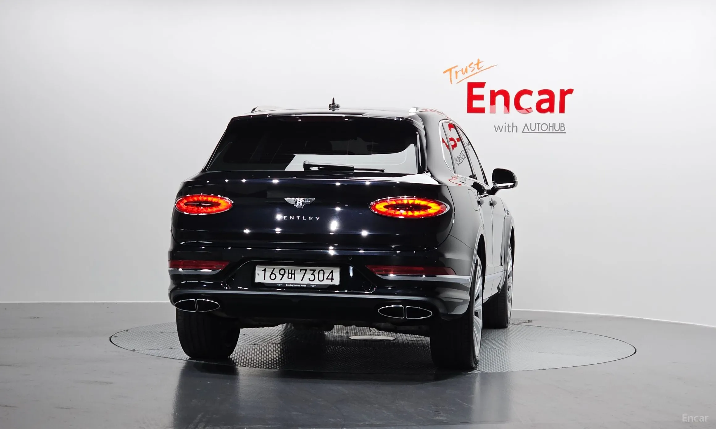 Bentley Bentayga превью 4