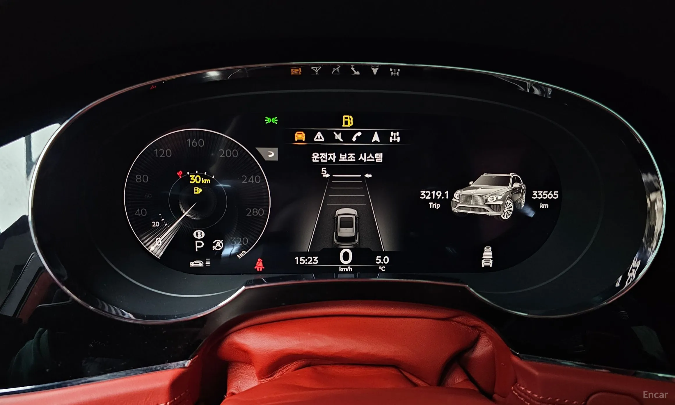 Bentley Bentayga превью 8